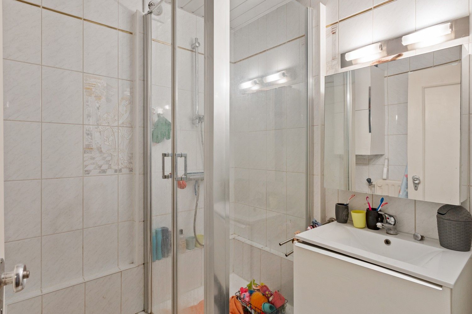 Instapklaar appartement met 2 slaapkamers te Deurne! foto 9
