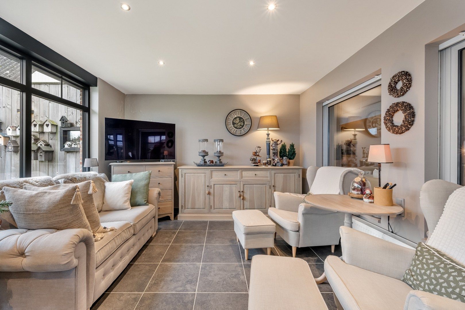 Luxueus vernieuwde 3-gevel woning op toplocatie. foto 5