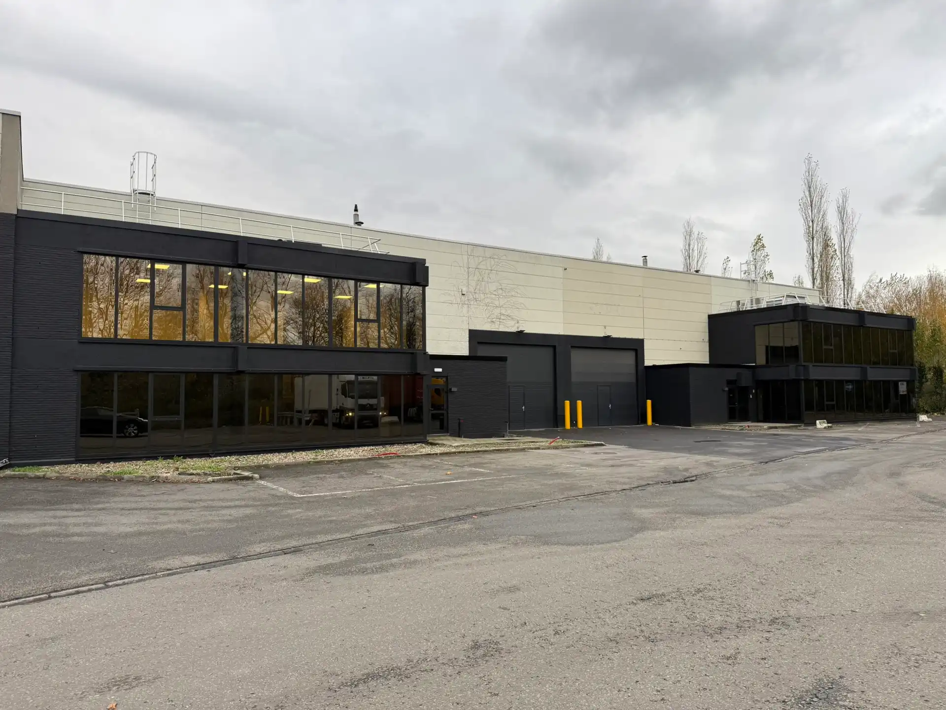 Strategisch gelegen magazijn in de Haven van Antwerpen foto 3