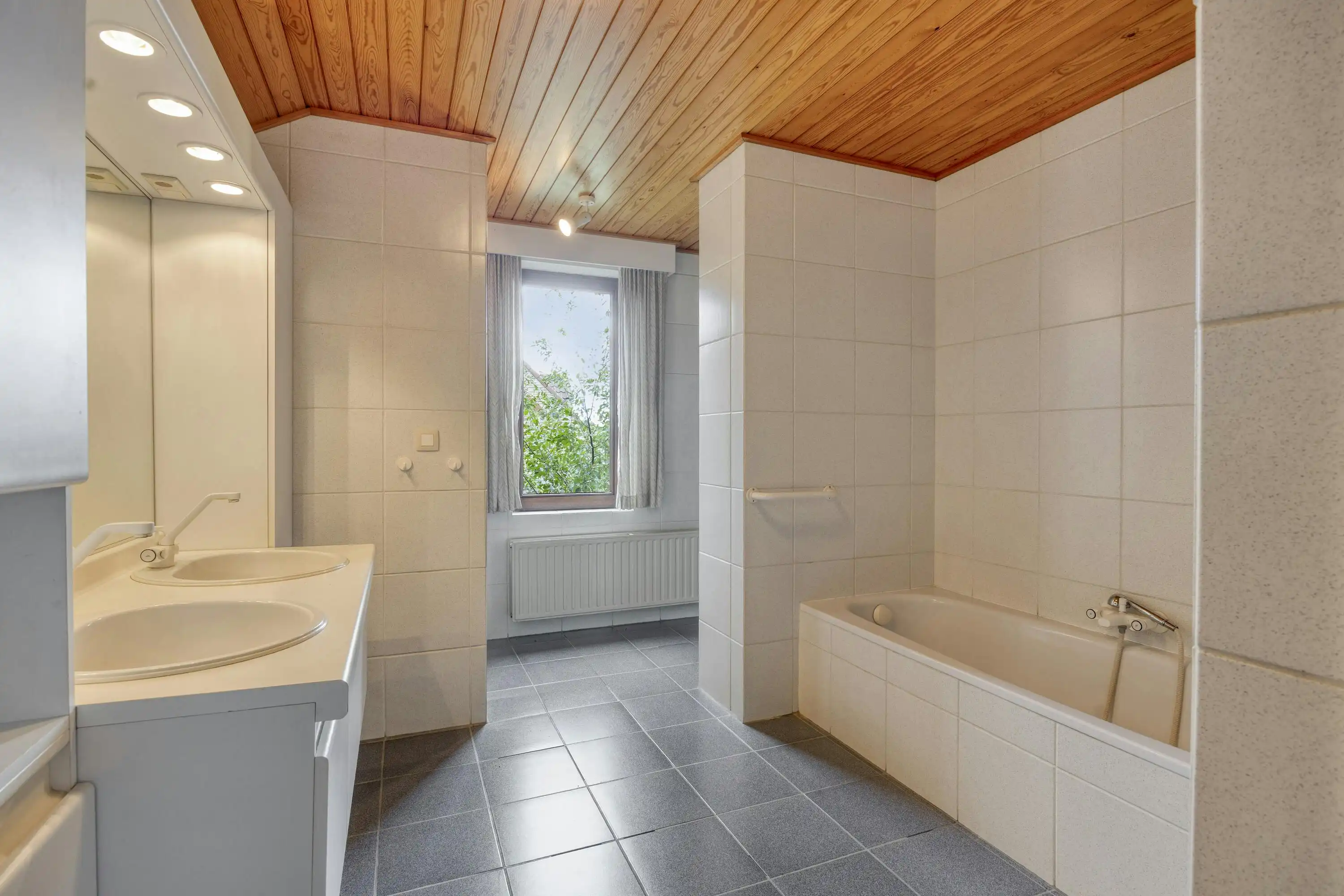 Ruime gezinswoning met groene tuin te koop in Wuustwezel! foto 21