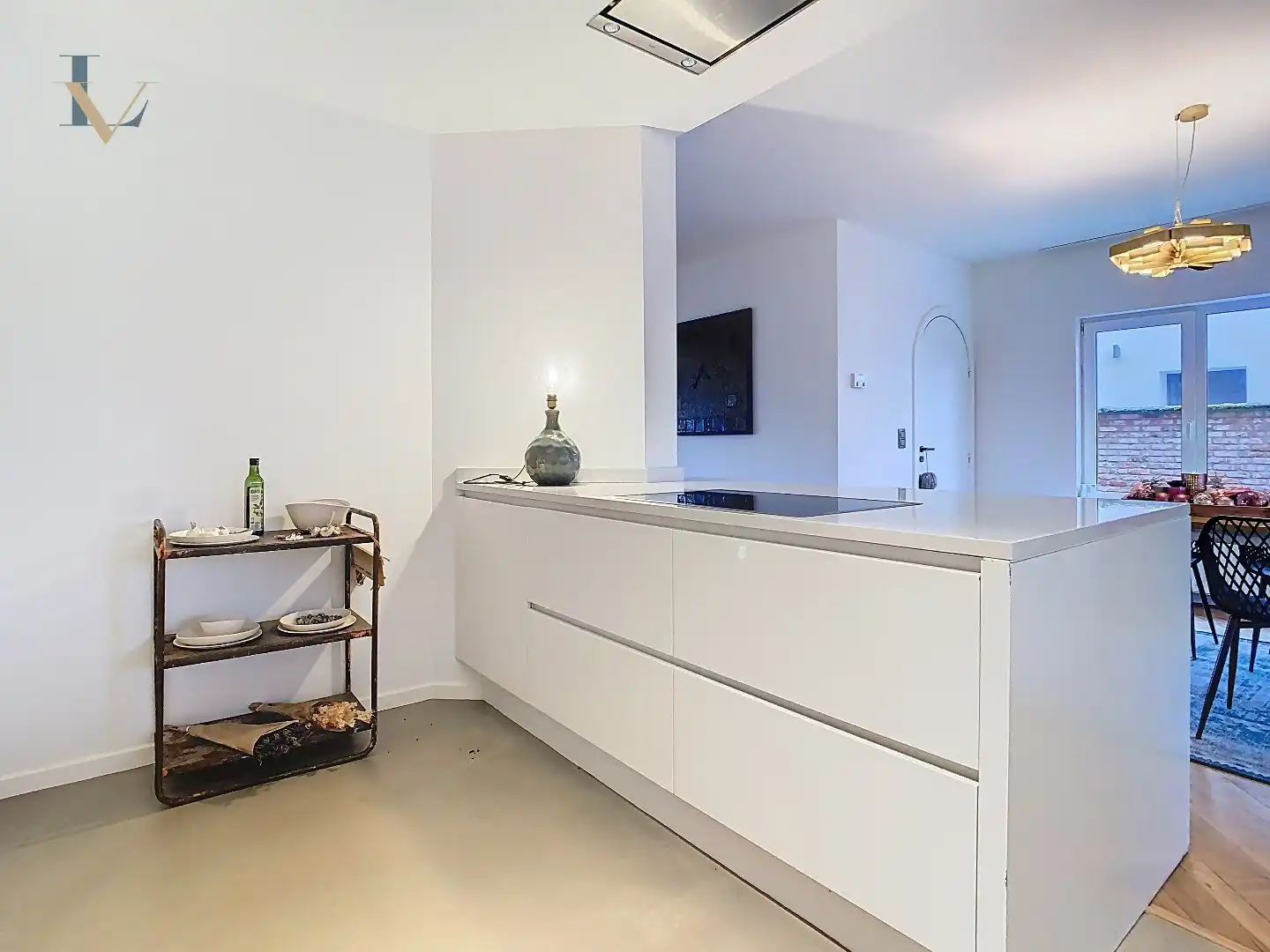 Charmante instapklare woning met 2 à 3 slpk. aan de vaart in Schoten nabij het centrum.  foto 10