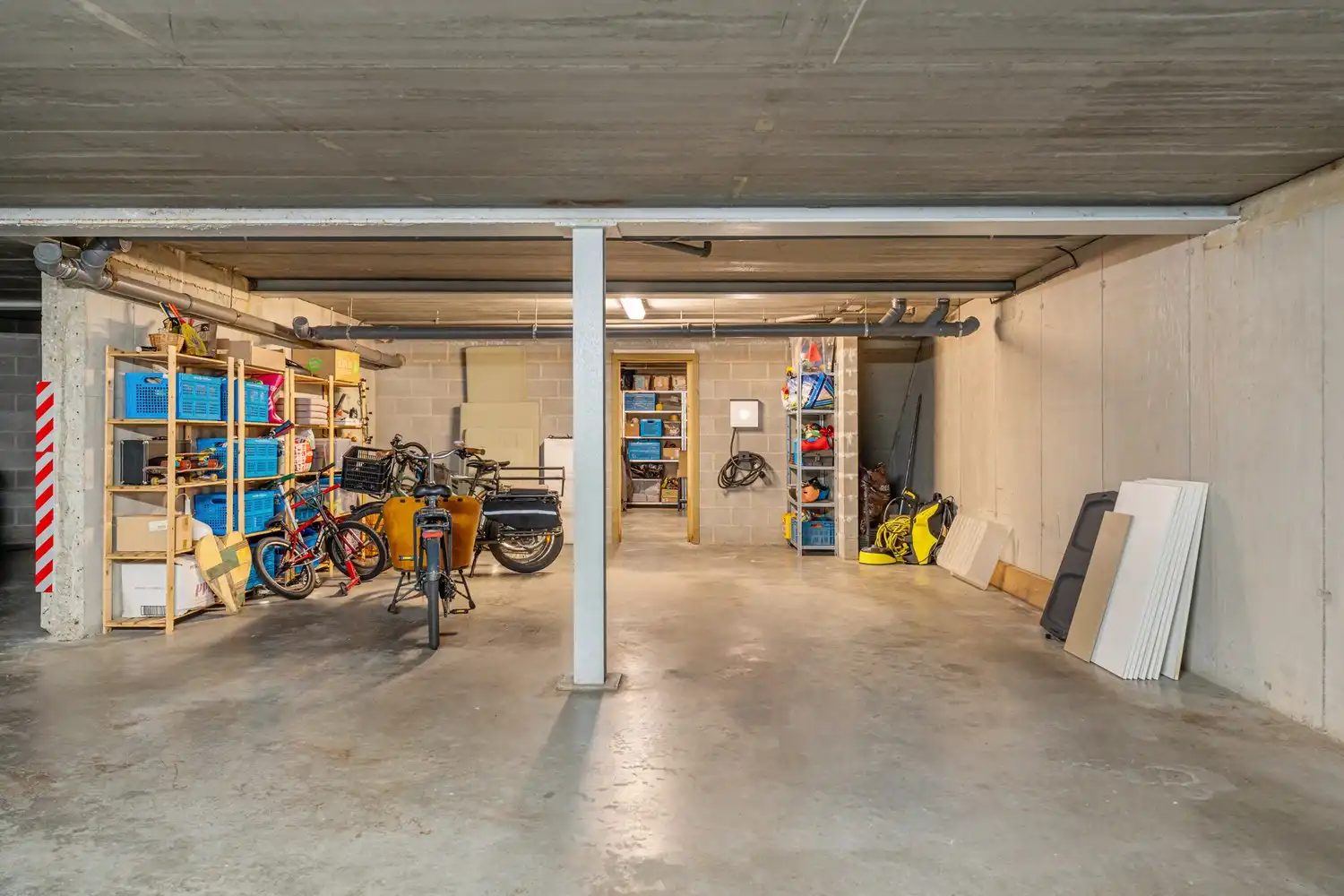 Moderne en energiezuinige(A-label) woning met 4 ruime slaapkamers, 2 badkamers, 2 autostaanplaatsen, een ruime kelder en een tuin te Kessel-Lo! foto 29