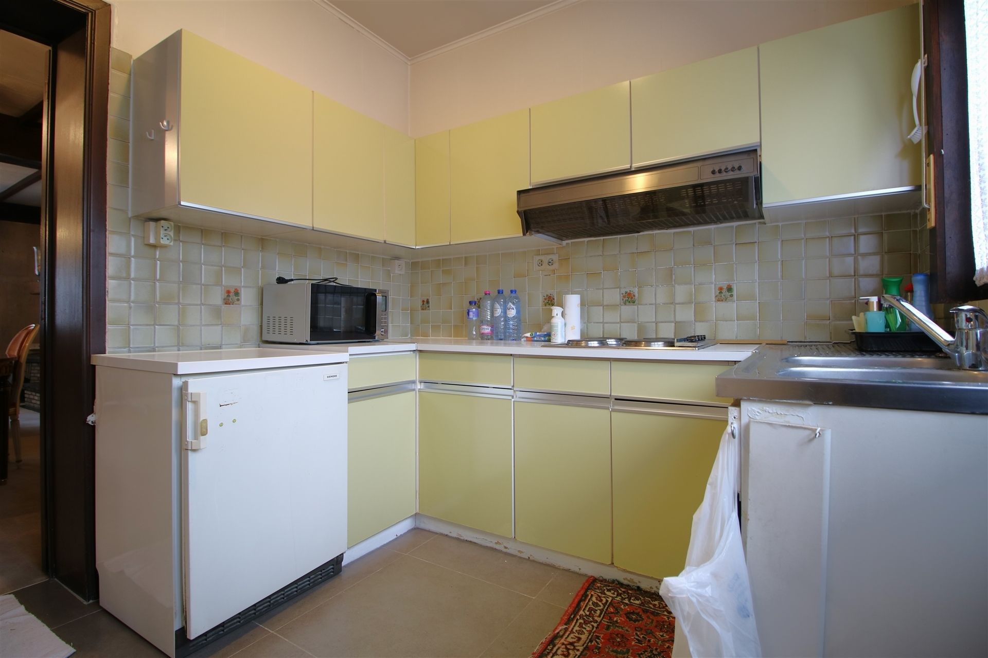 Te renoveren woning / handelshuis in het centrum foto 12