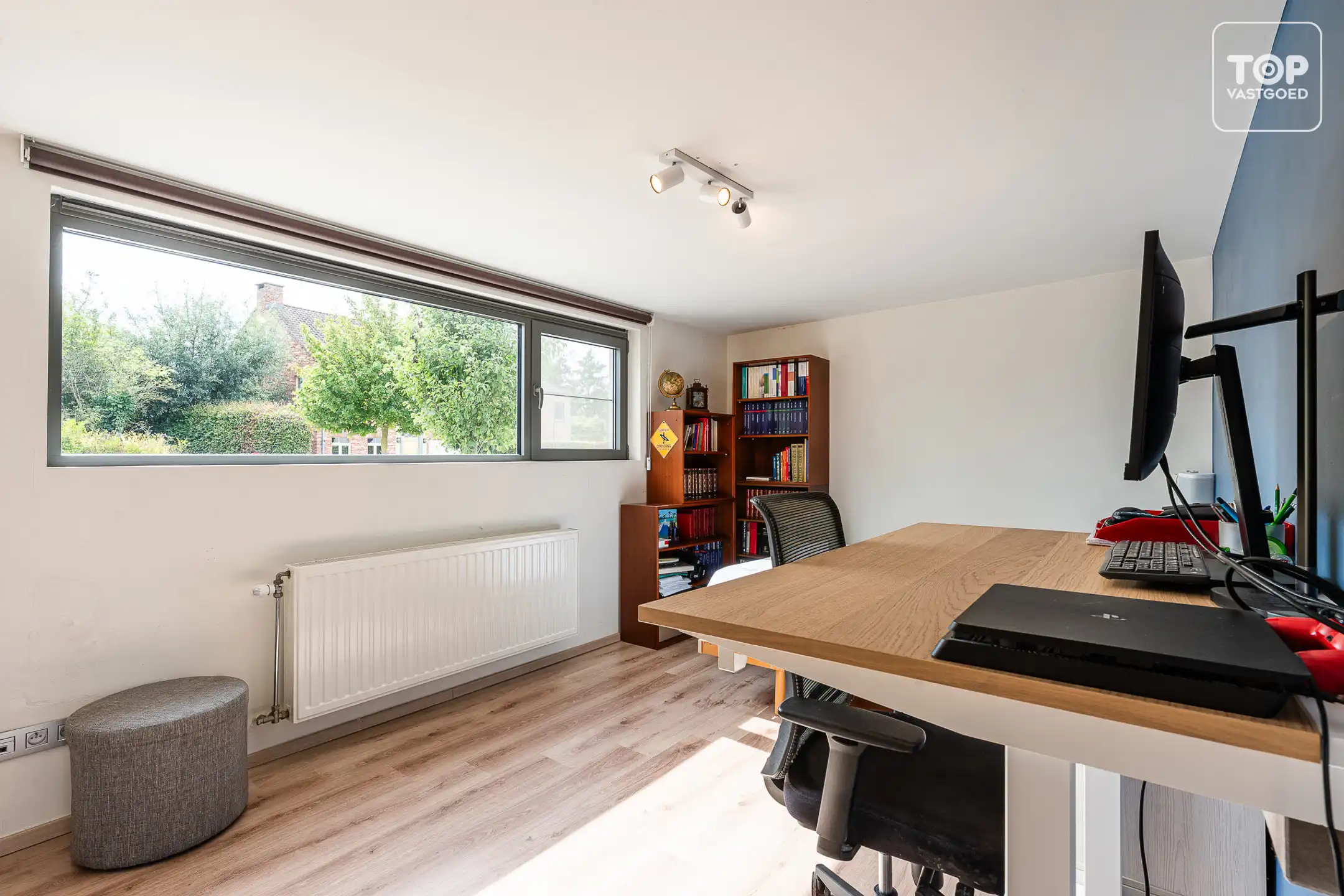 Instapklare woning op een ruim perceel met verwarmd zwembad foto 16