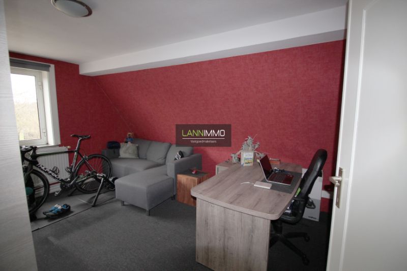 Ruime woning met weide en boomgaard foto 16