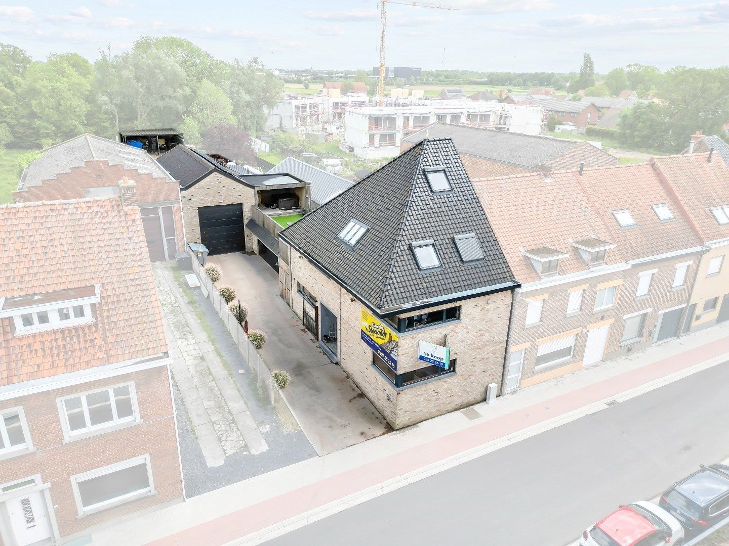 Huis met unieke combinatie en industriële look foto 1