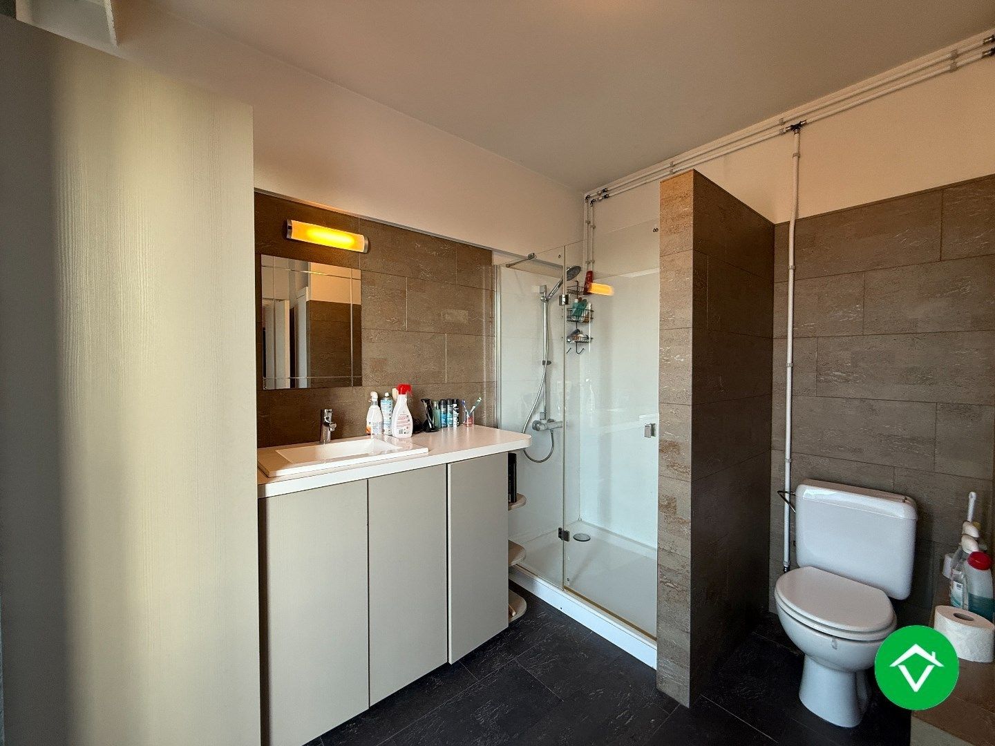 Ruim, gezellig dakappartement met 3 slaapkamers in centrum Roeselare  foto 12