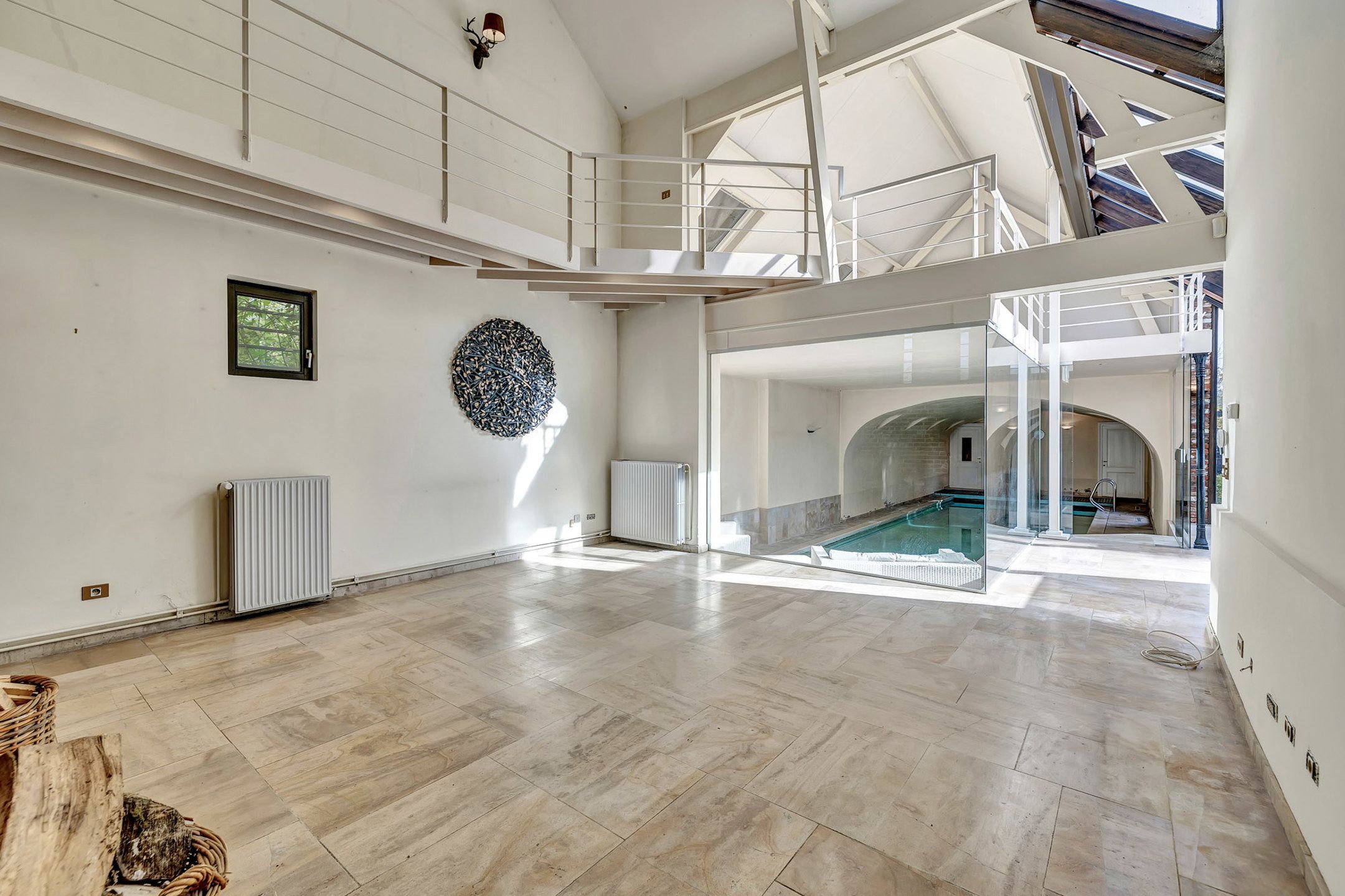 Fantastisch gerenoveerde hoeve met binnenzwembad foto 6