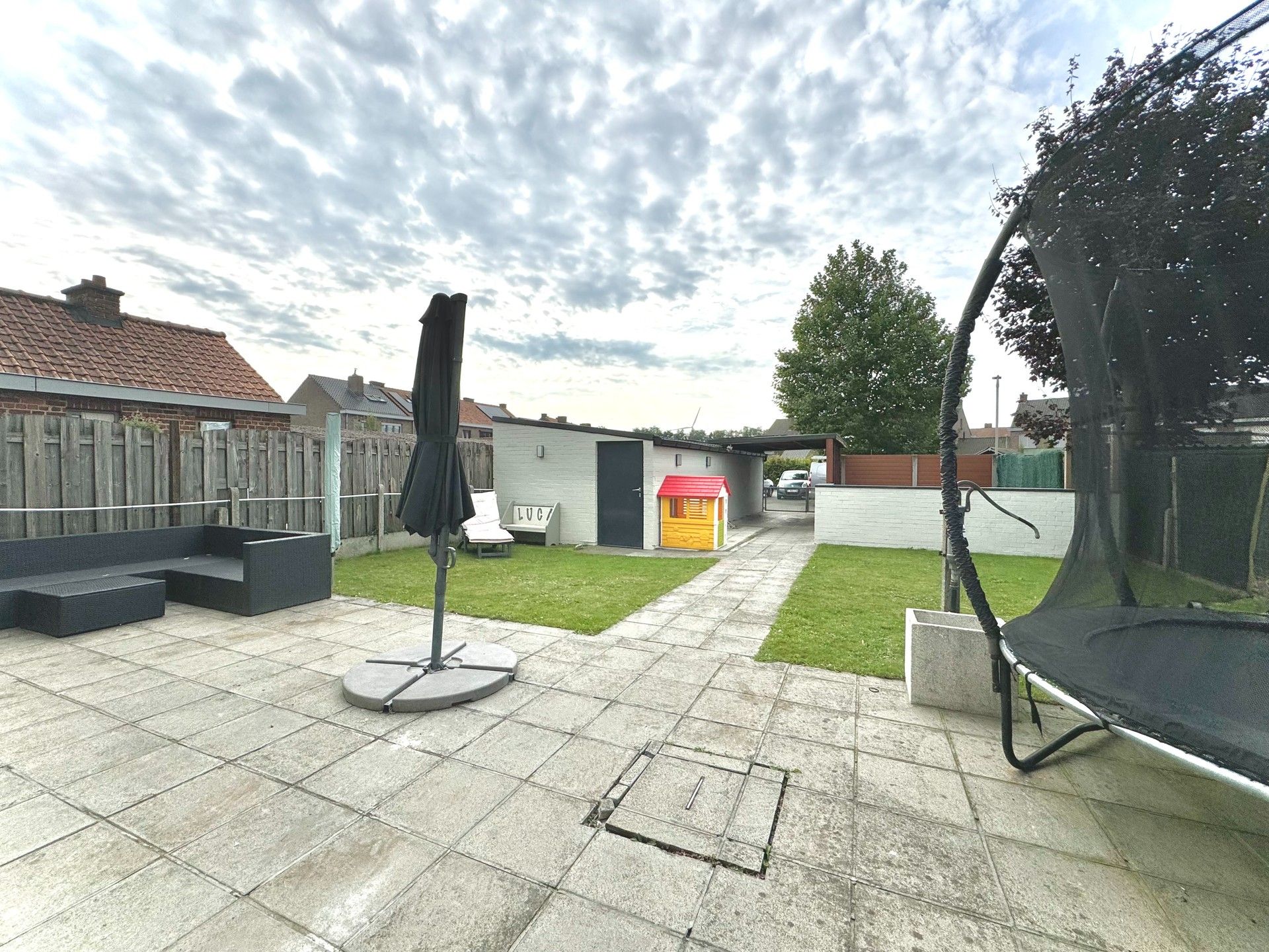 HOB MET TUIN EN 4 KAMERS OP 324 M² foto 5