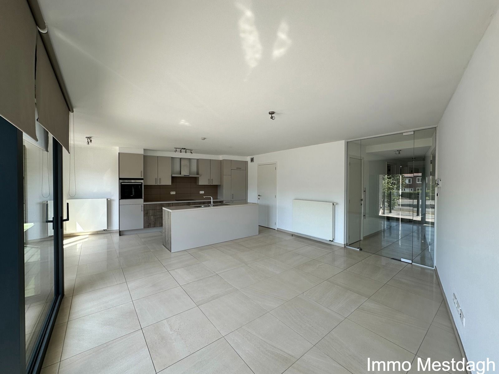 Recent appartement met 2 terrassen en staanplaats in centrum Diest foto 8