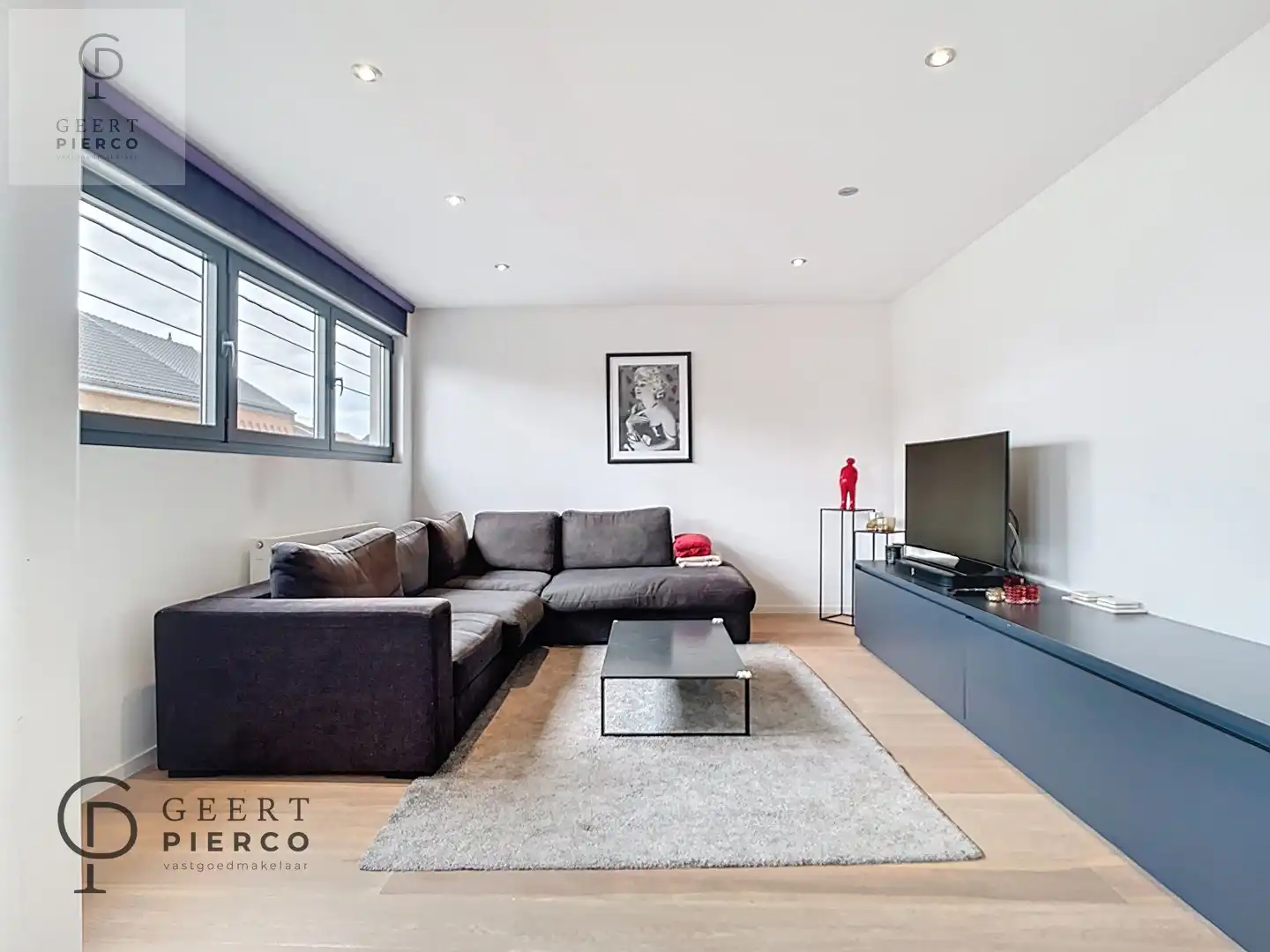 Prachtig nieuwbouwappartement met 2 garages foto 10