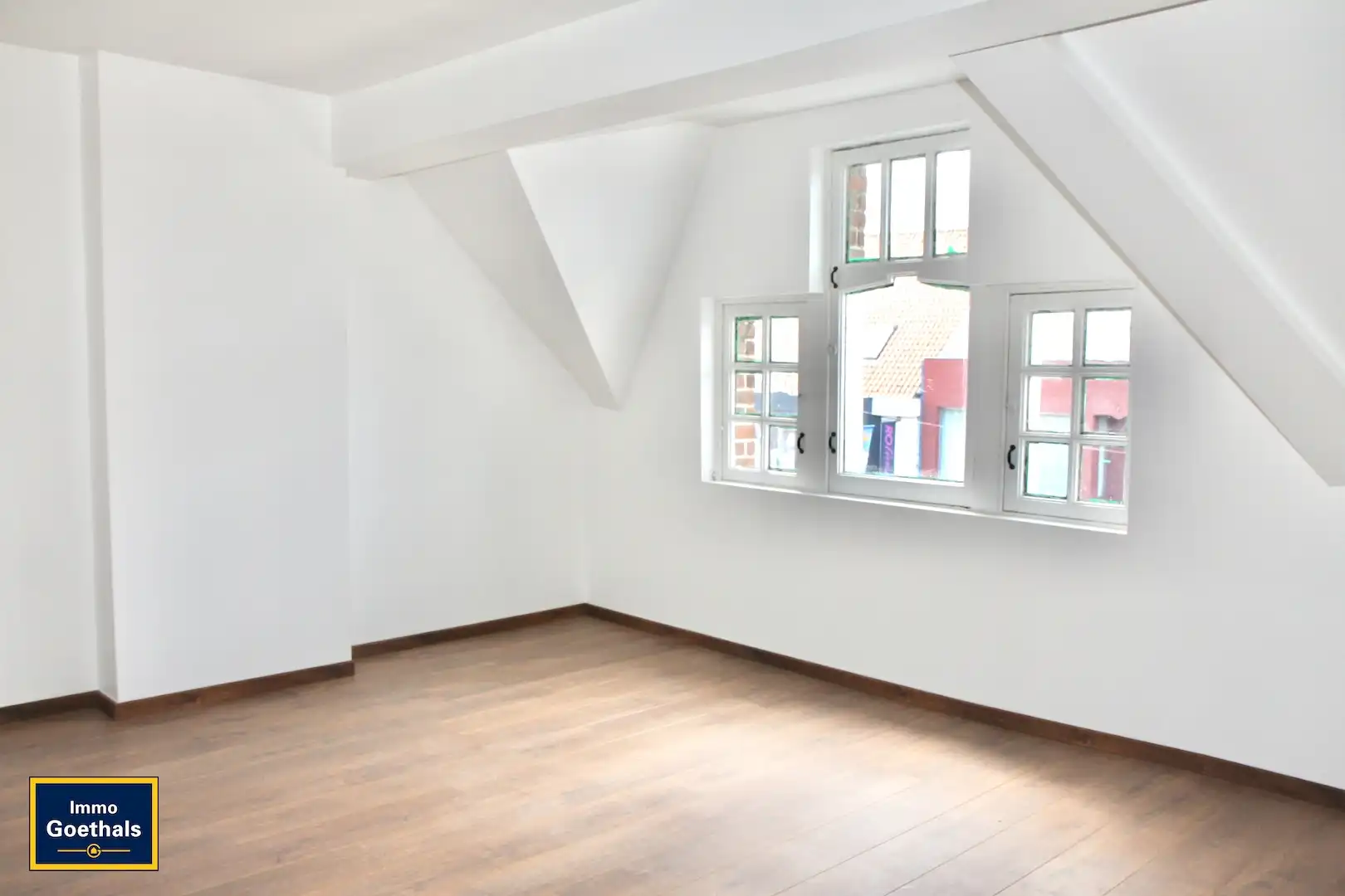 Karaktervolle woning in centrum Dadizele met tuin. 4 kamers. foto 22