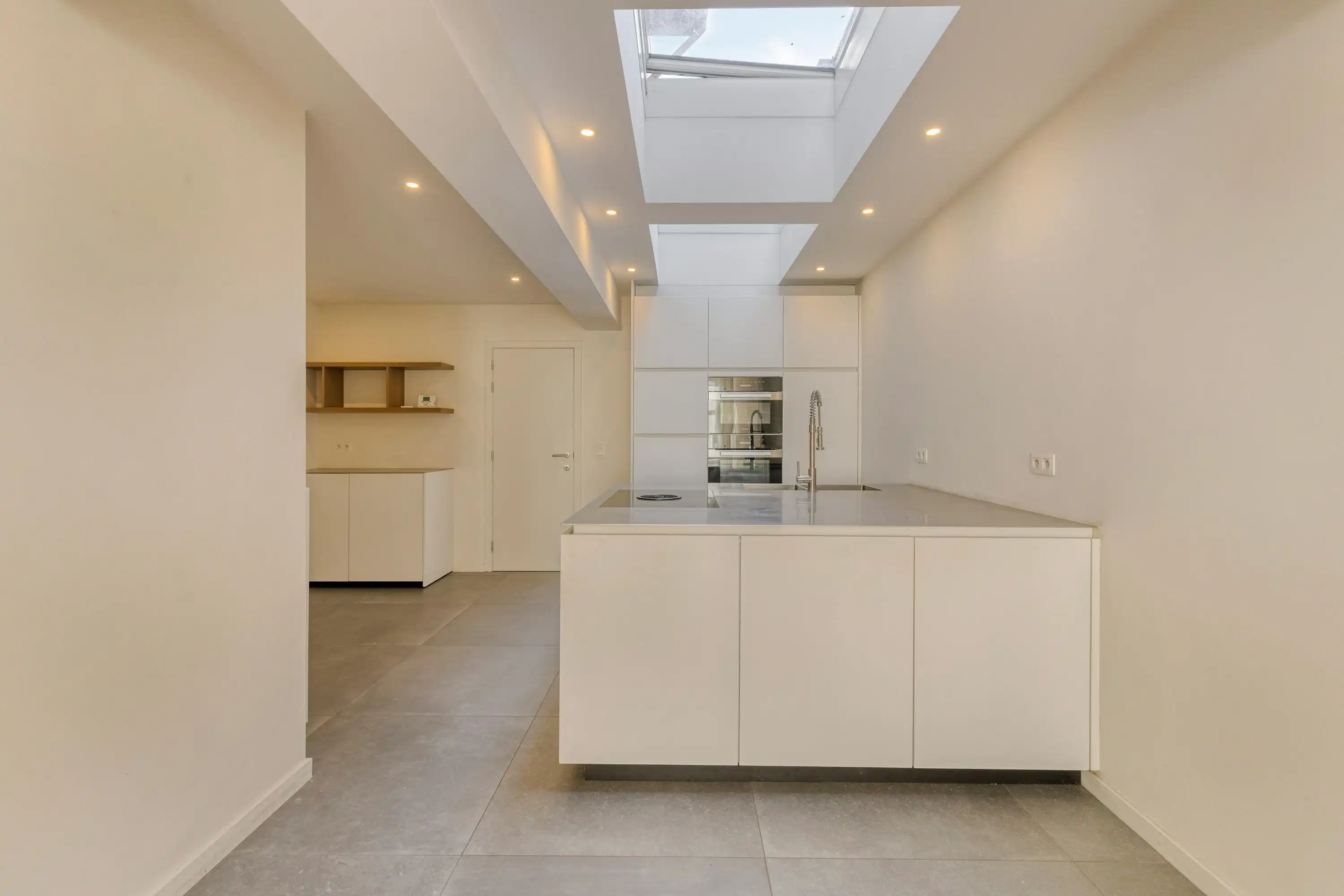 Karaktervol en ruim huis te koop te Ledeberg foto 7