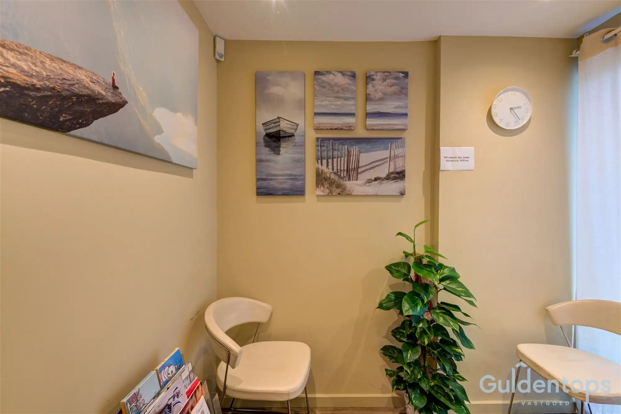 Knappe villa op exceptioneel perceel in gegeerde wijk foto 16