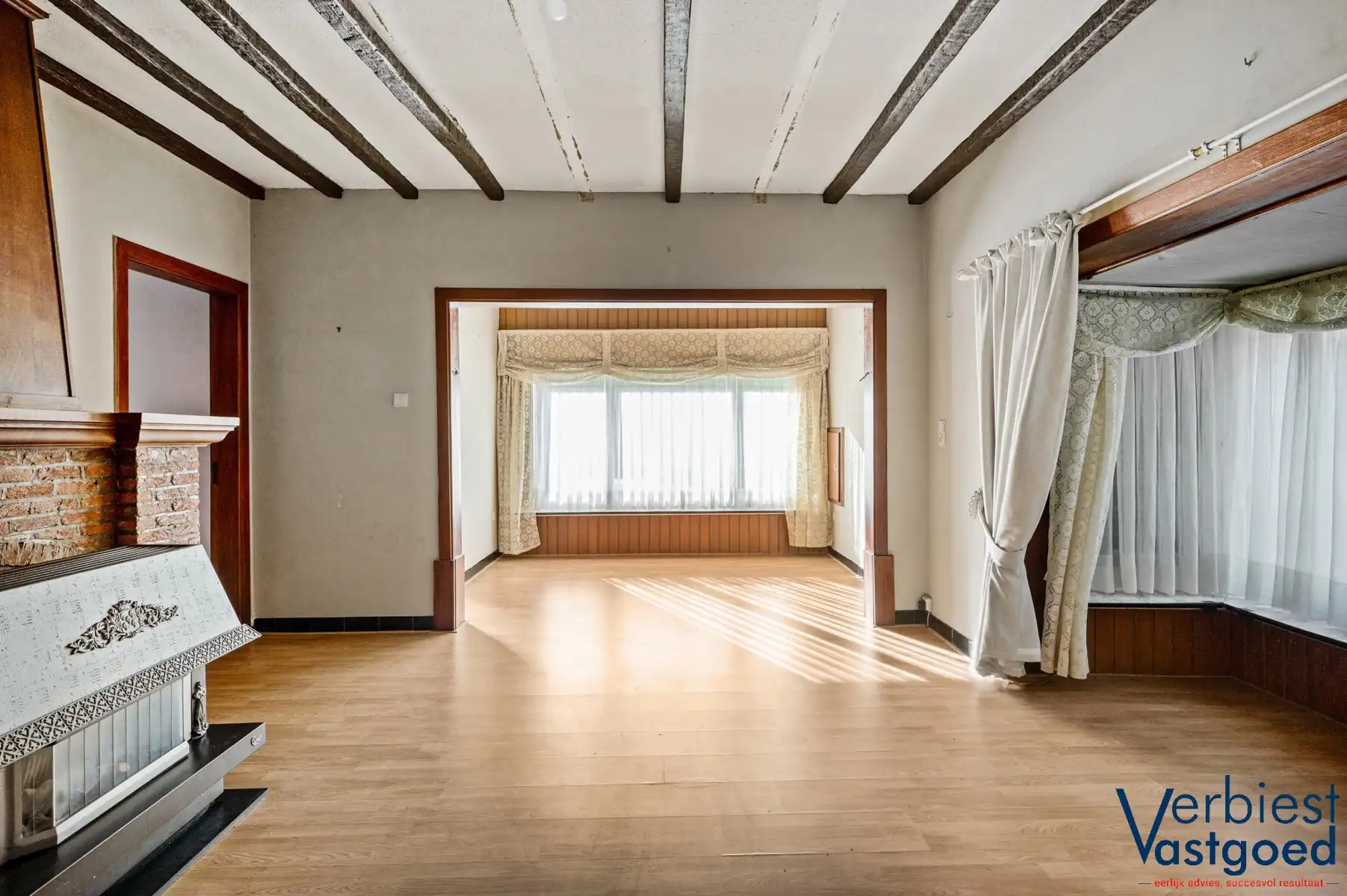 Renovatieproject op uitzonderlijk perceel van 1.577 m² foto 4