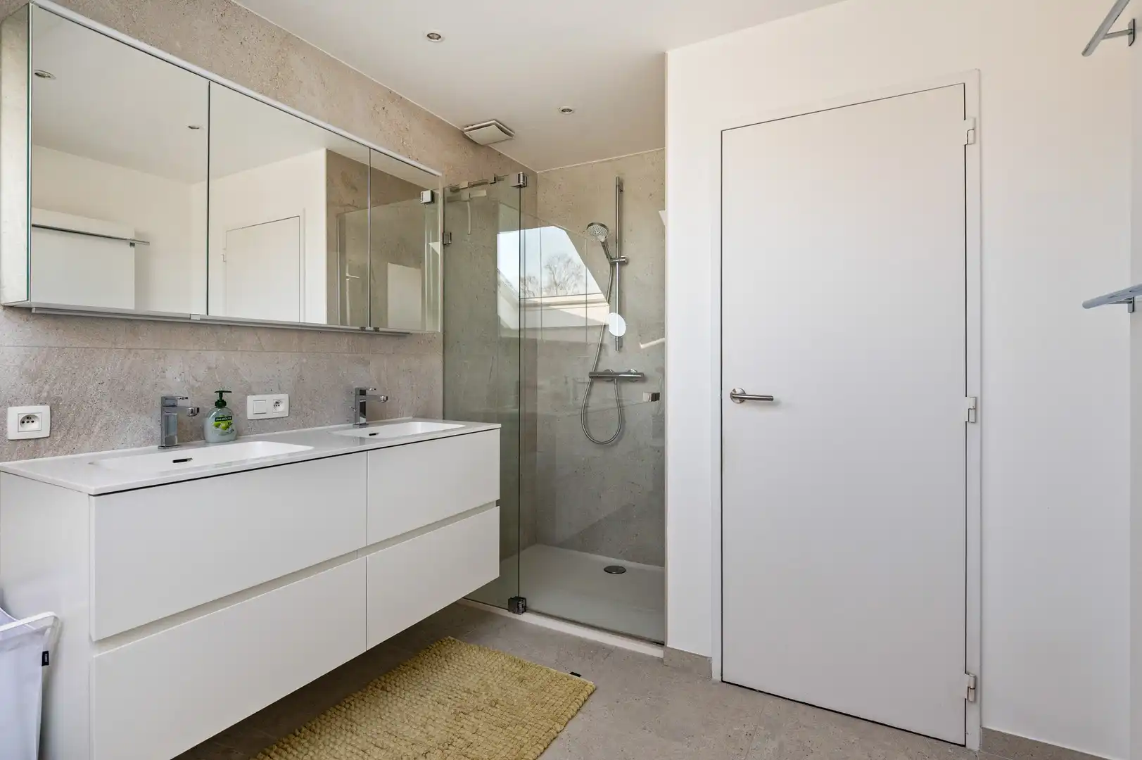 Ideale gezinswoning in groene woonomgeving foto 18