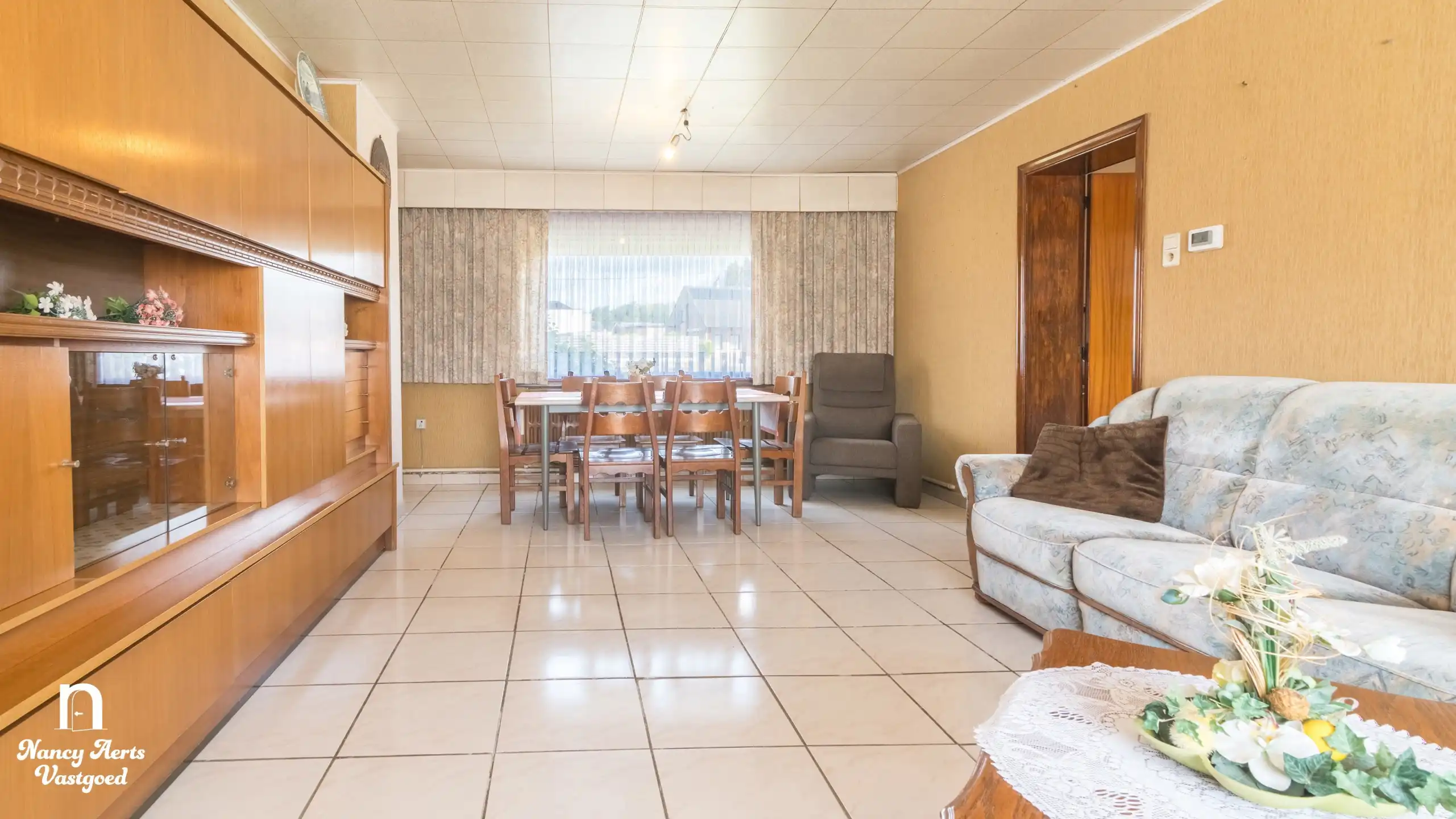Charmante te renoveren woning op een rustige locatie foto 6
