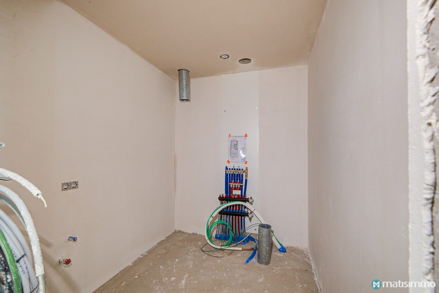 GELIJKVLOERS APPARTEMENT MET 2 SLAAPKAMERS IN NIEUWBOUWPROJECT "BELISA" IN MUNSTERBILZEN foto 8