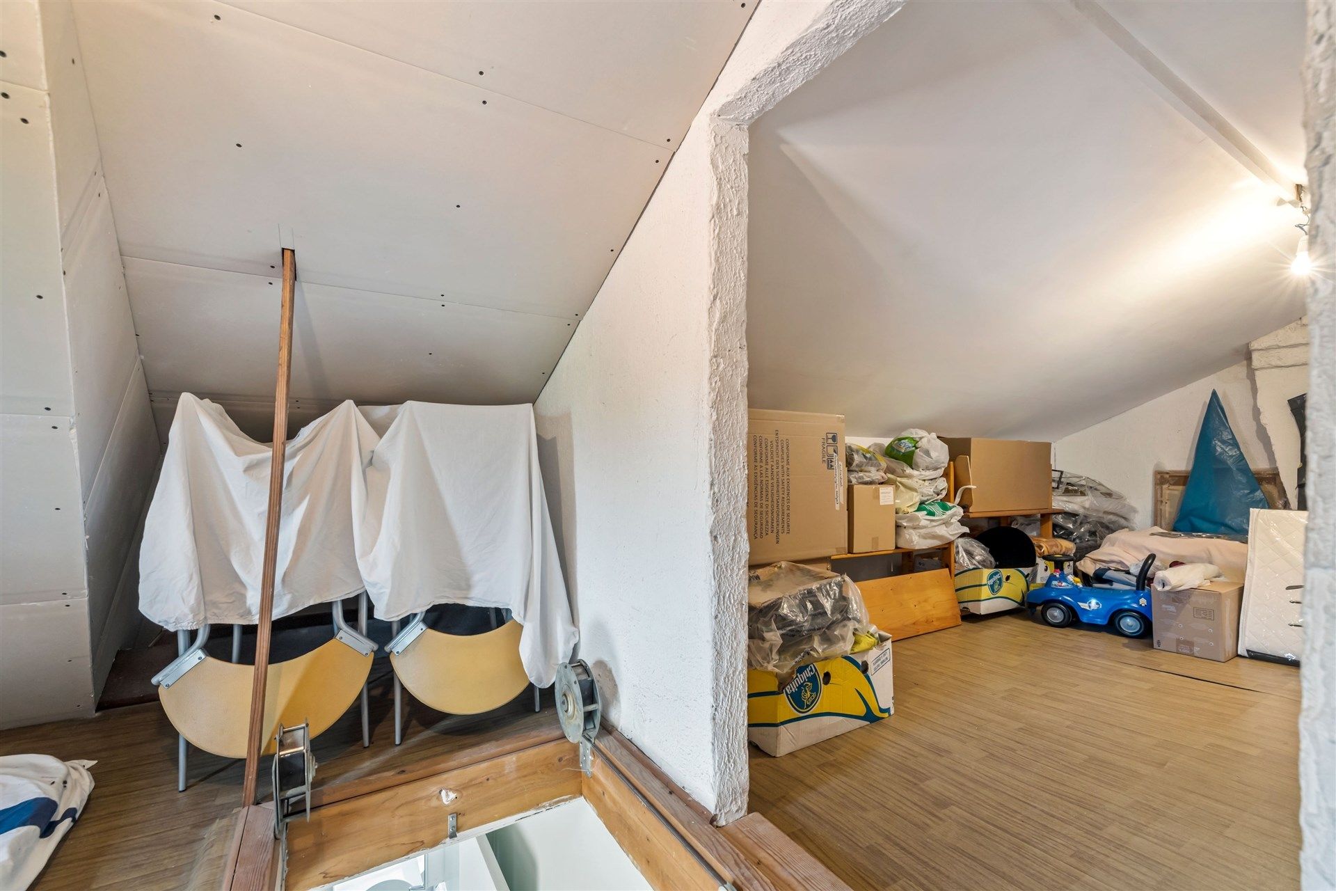 Instapklare gezinswoning met 3 slaapkamers nabij het centrum foto 31