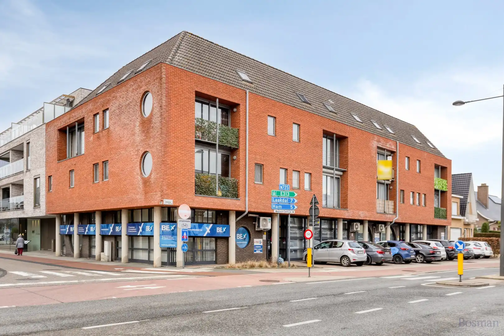 Ruim handelspand te koop in centrum Tessenderlo foto 2