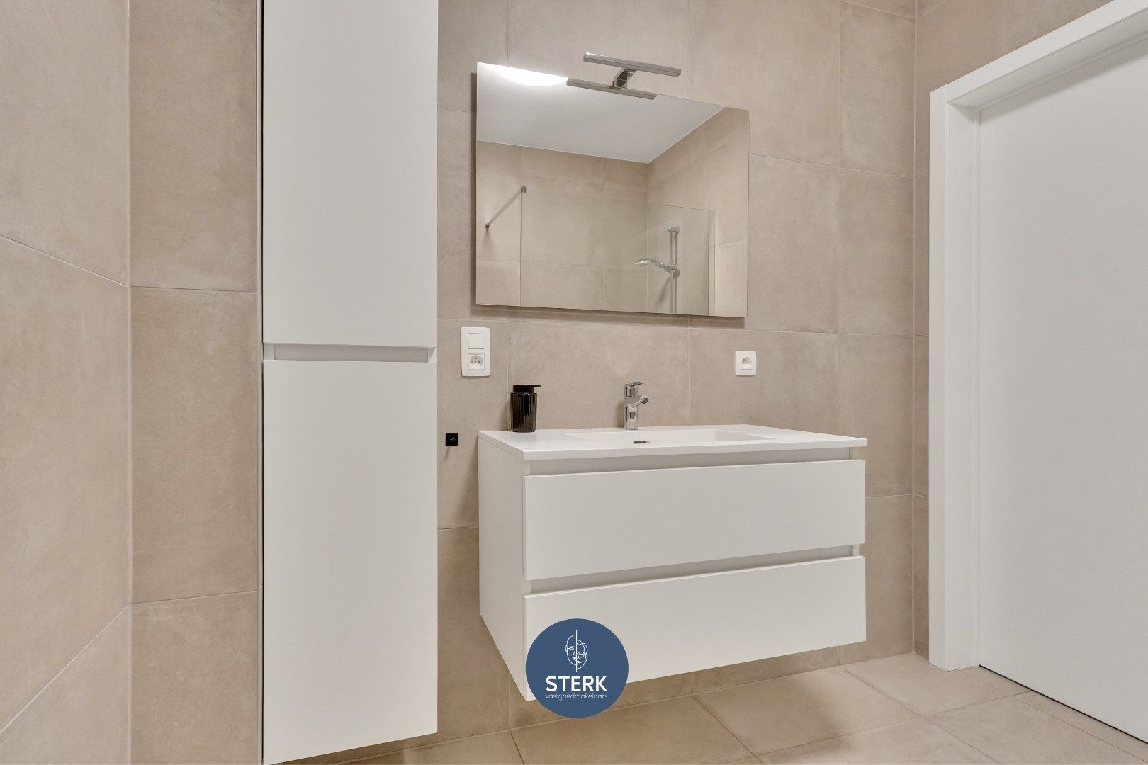 RECENT 2 SLPK-APPARTEMENT MET EPC LABEL A TE OPGRIMBIE !  foto 13