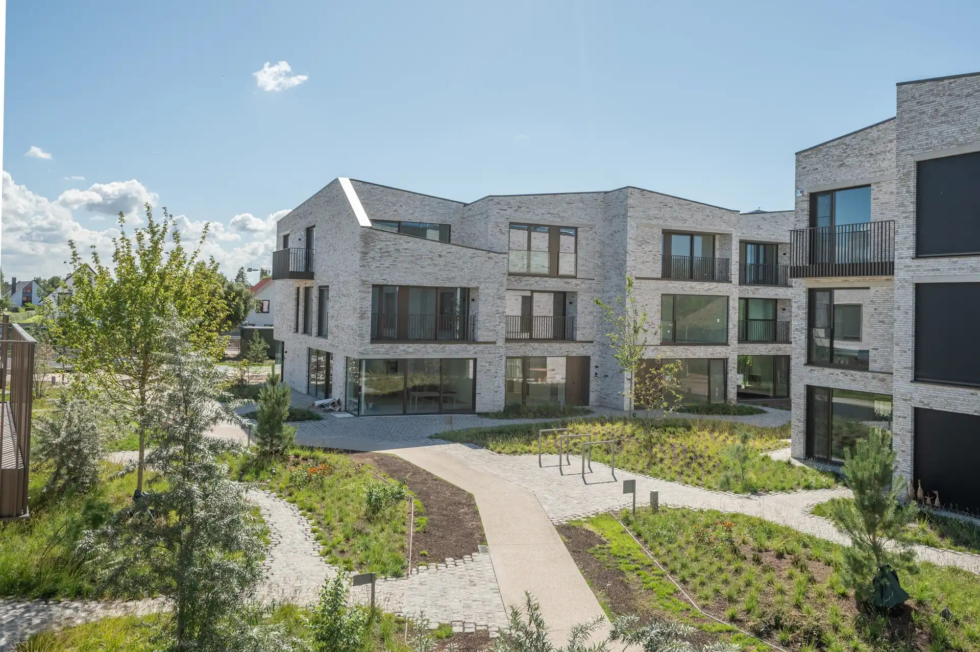 Architecturale nieuwbouwwoning met BEN-label en unieke leefruimte foto 16