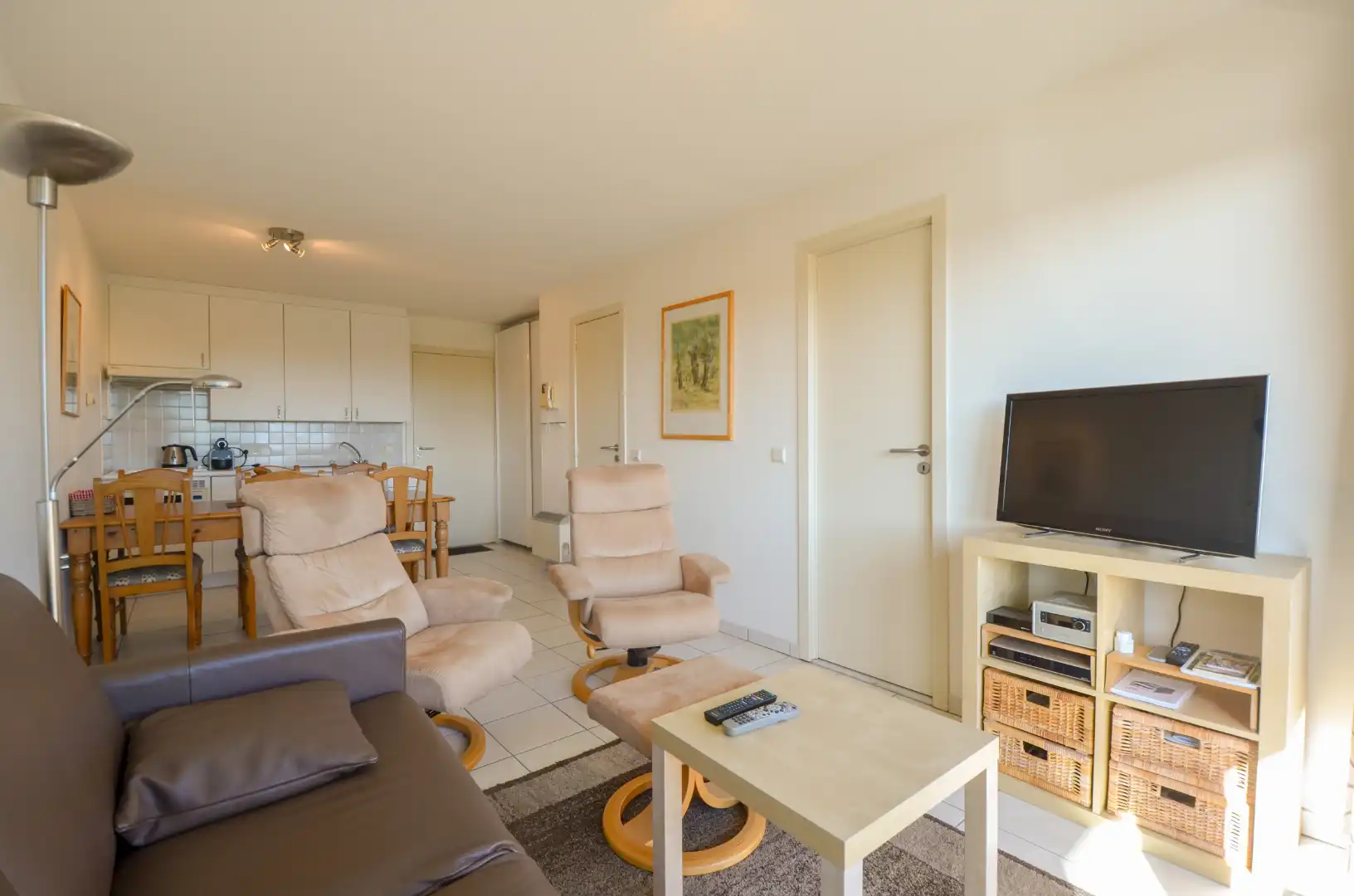 Zonnig appartement met 1 slaapkamer in Res. Plaza II te Oostduinkerke! foto 3