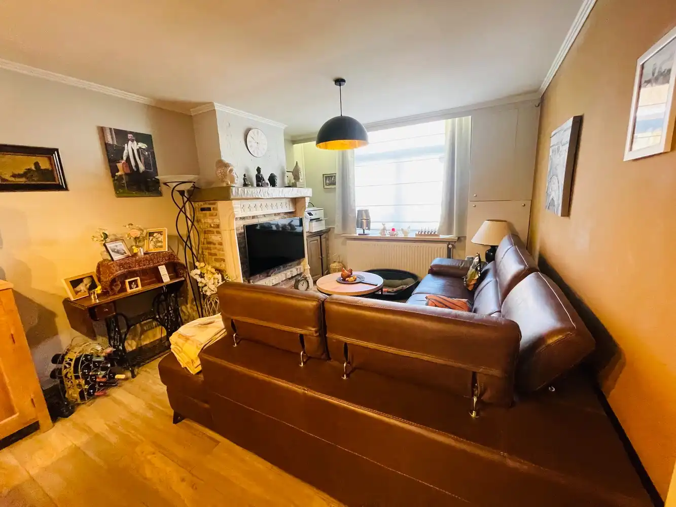 Sint-Andries,Uiterst verzorgd INSTAPKLAAR ENERGIEZUINIG woonhuis ( reno 2019) met grote, zonnige ZUIDWESTgerichte aangelegde terrastuin en prachtig ingericht HUISJE achteraan in de tuin, foto 6