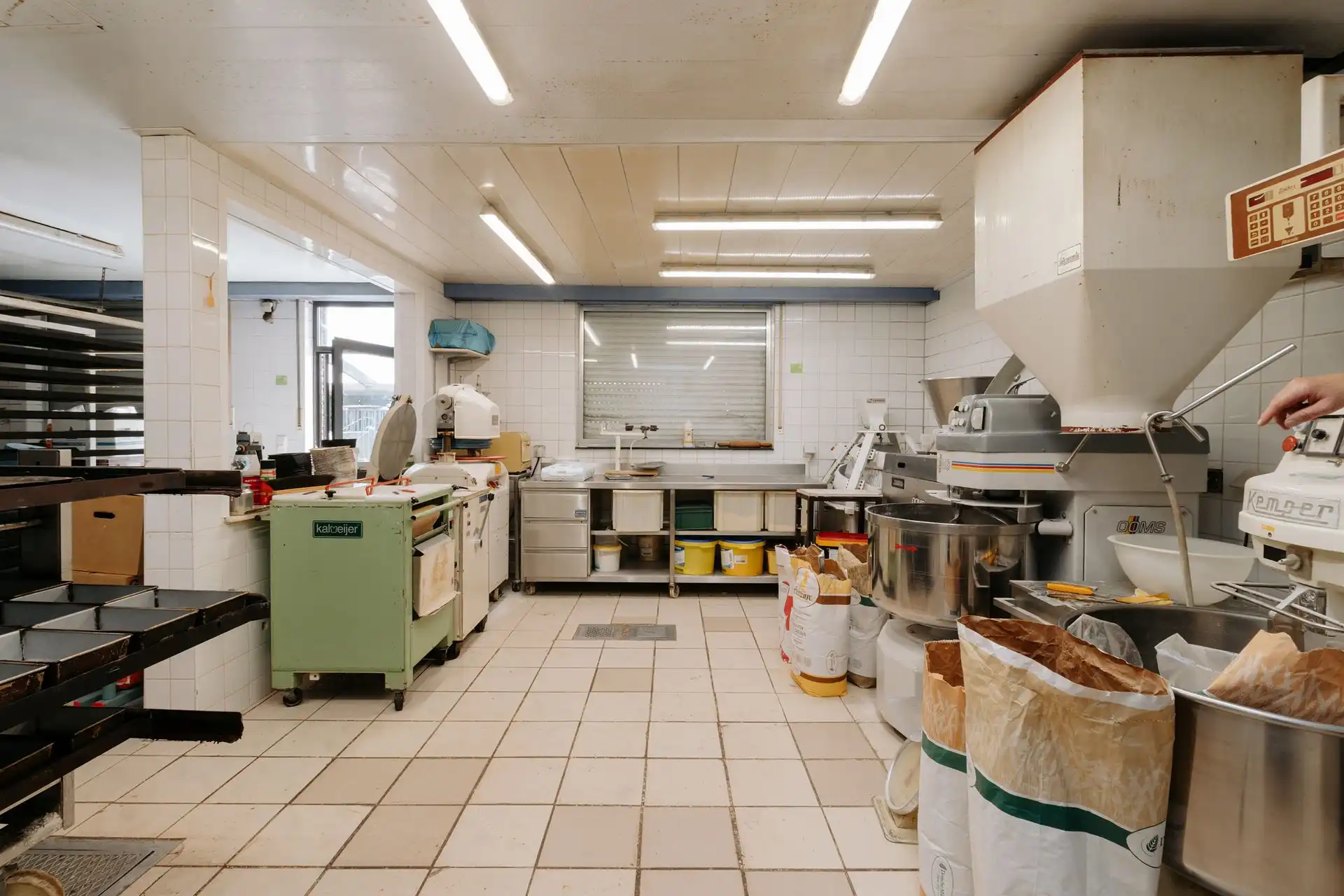 Overname handelszaak: Karaktervolle bakkerij op toplocatie foto 5