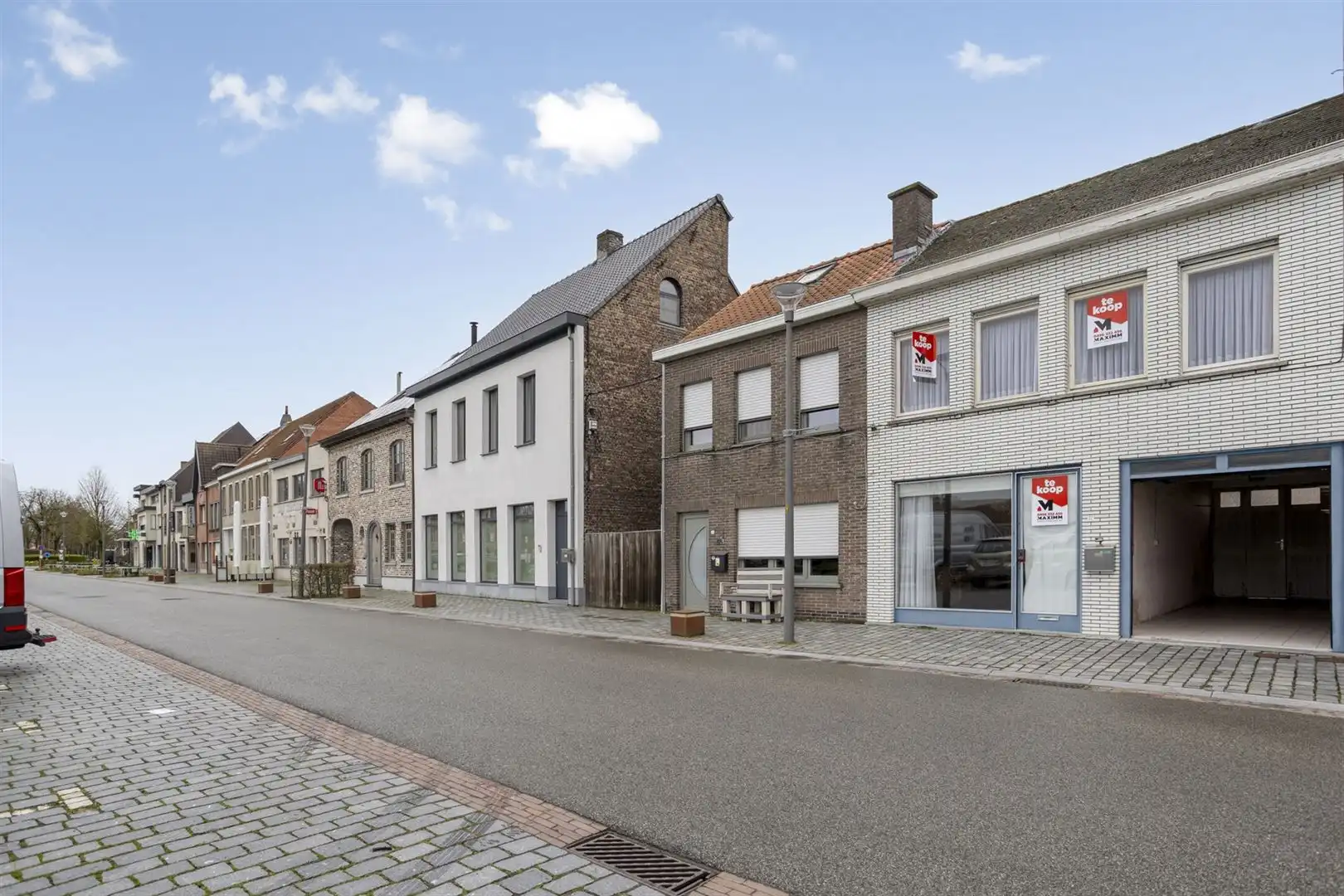 Te renoveren woning gelegen aan het plein in Kaprijke ! foto 22