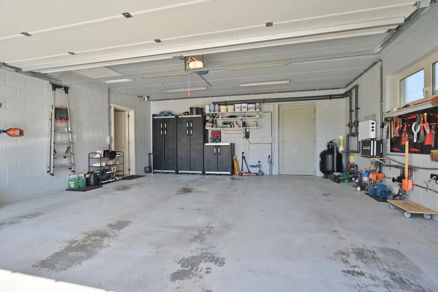 Exclusieve villa met zwembad op absolute toplocatie in het charmante Neerharen (Lanaken) foto 34