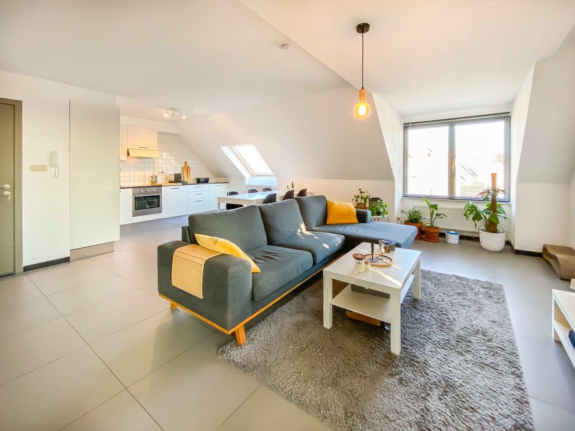 Kleinschalige residentie met 5 appartementen in Harelbeke foto 8