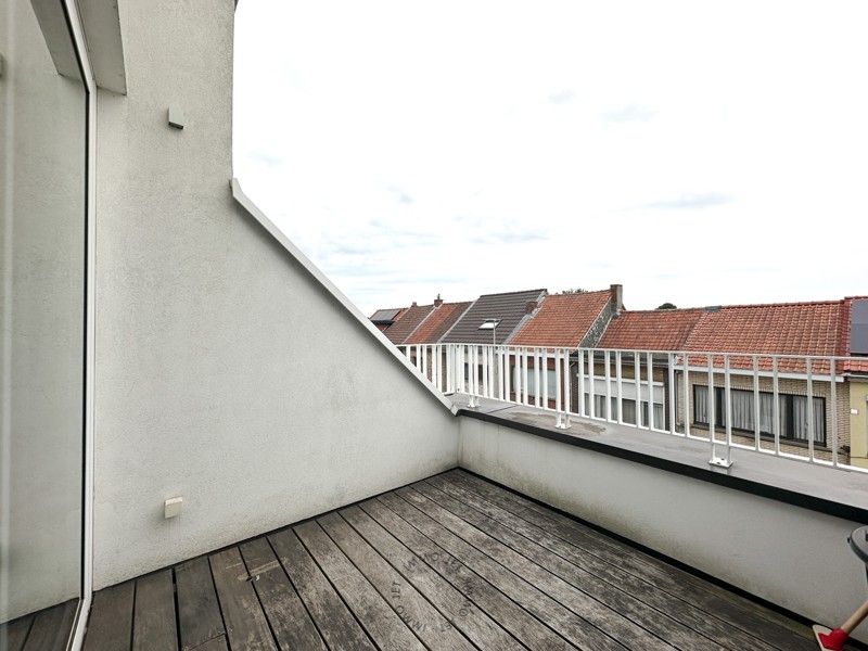 Recent appartement met 1 slaapkamer dichtbij het centrum van Beveren foto 10