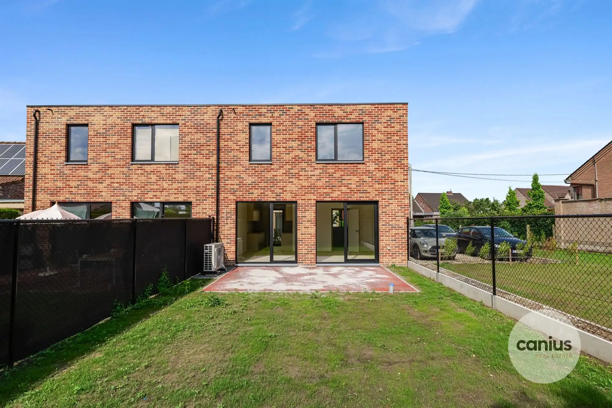 KNAPPE NIEUWBOUWWONING MET 3 SLPKS foto 18