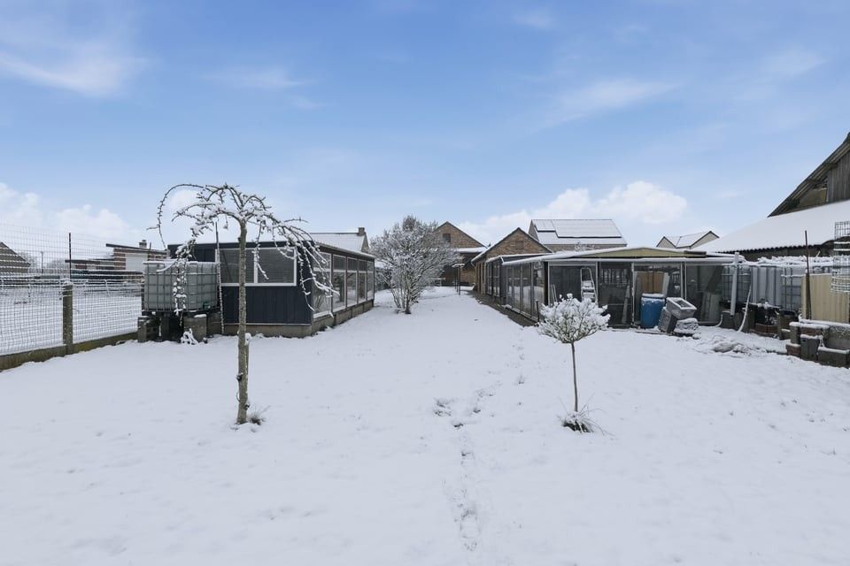 CHARMANTE OPEN BEBOUWING OP EEN TOPLOCATIE IN SINT-TRUIDEN foto 36