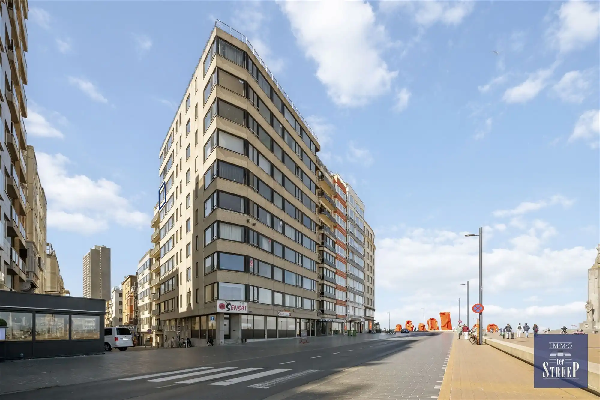 Studio met zijdelings zeezicht foto {{pictureIndex}}