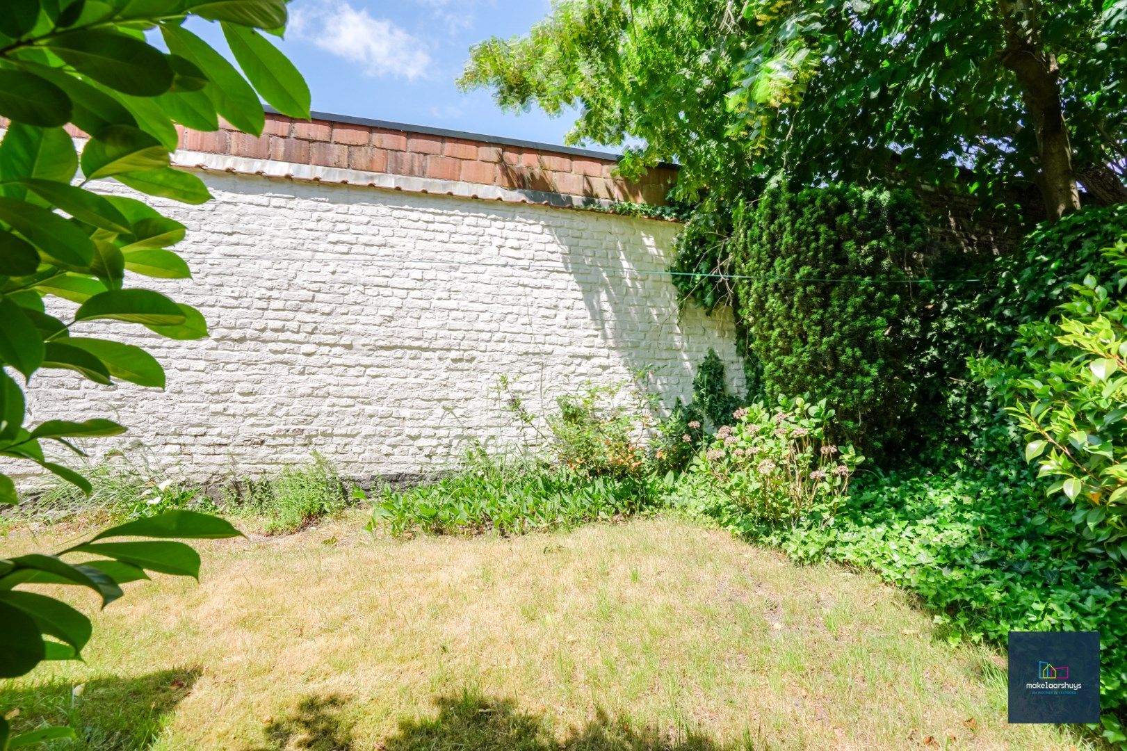 Centraal gelegen te renoveren woning in rij met tuin te Mariakerke foto 26