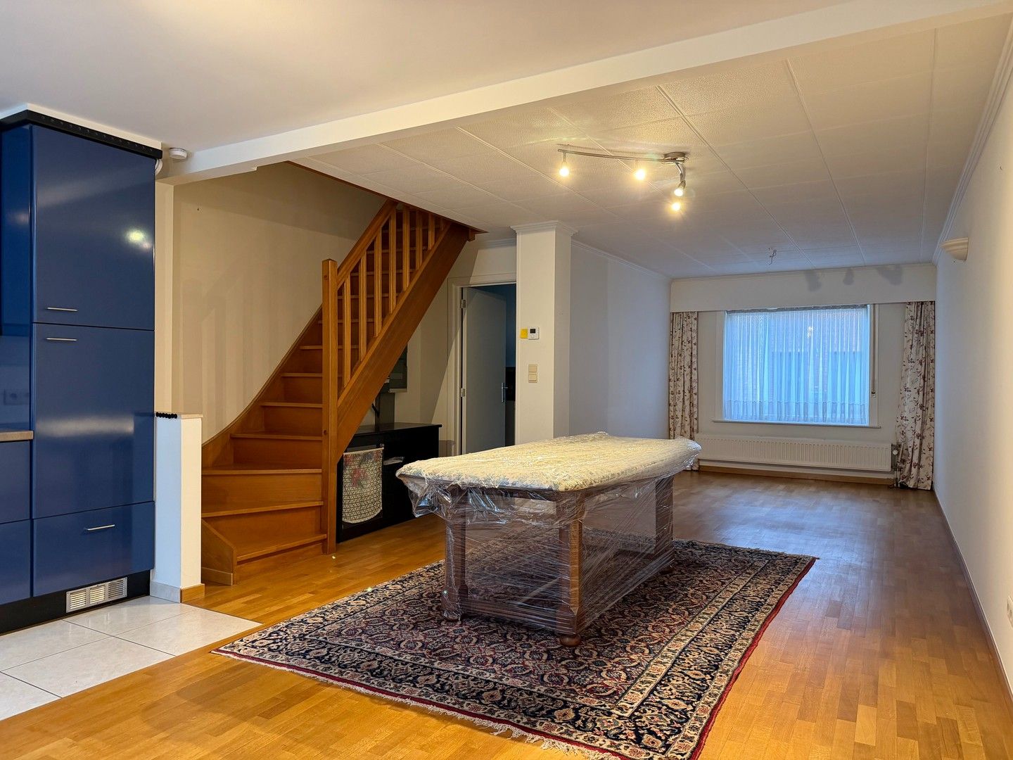 Woning met twee slaapkamers en garage te Beveren foto 2