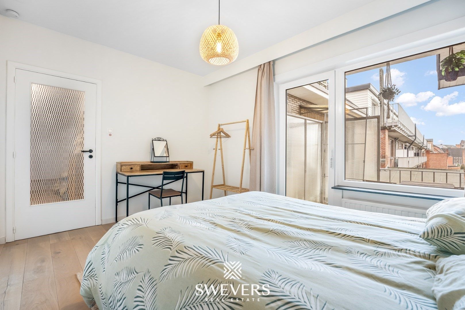 Modern appartement in hartje Hasselt met drie slaapkamers foto 15
