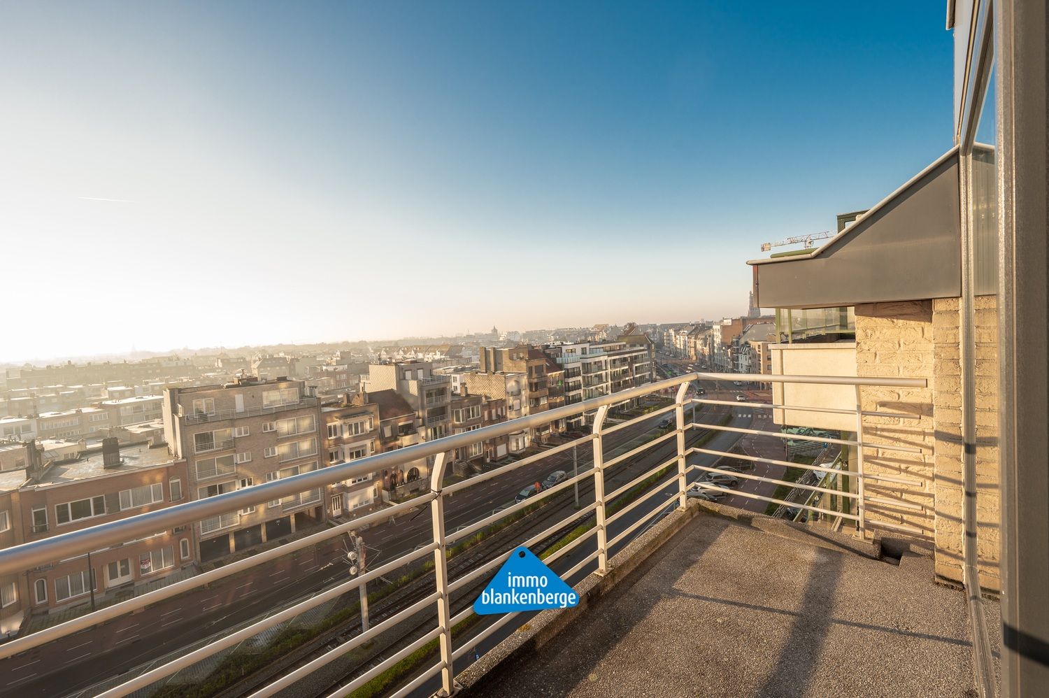 Modern duplexappartement met adembenemende zichten nabij de Zeedijk foto 20