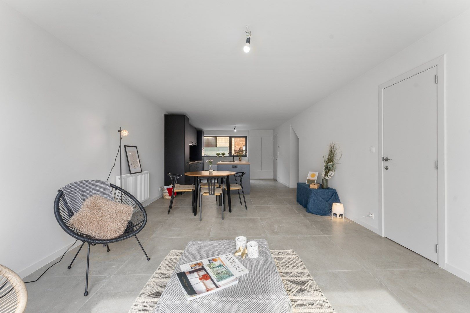 Instapklare, stijlvol gerenoveerde rijwoning in het hart van Bredene-Dorp foto 3