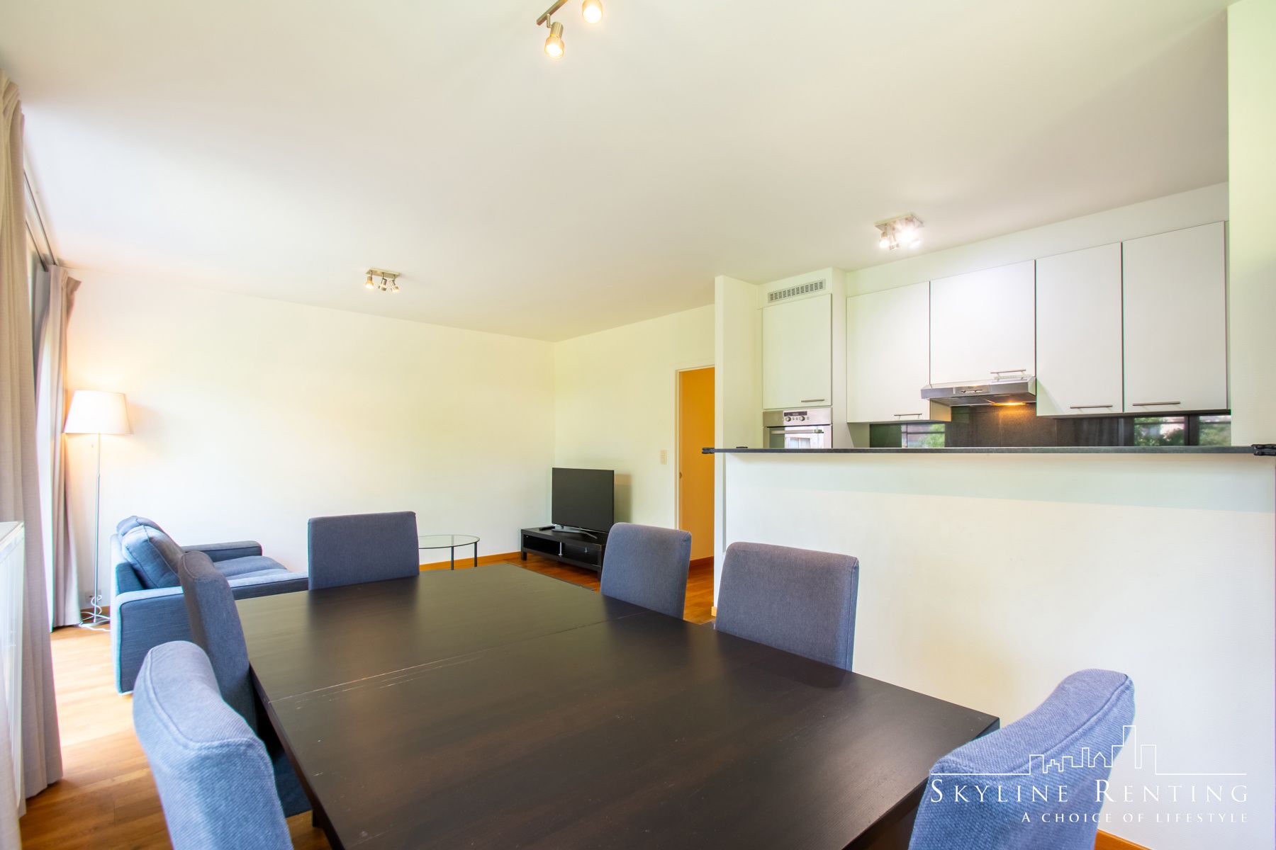 LICHTRIJK - Gemeubeld appartement 3 slpk. met terrassen foto 5
