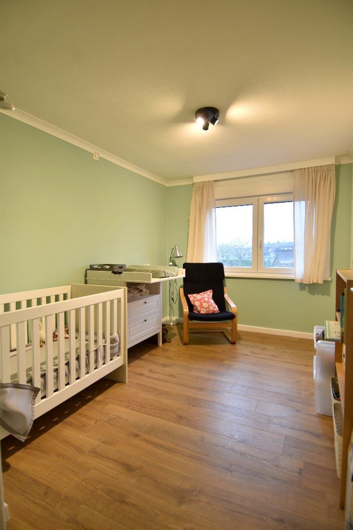 Instapklare woning met 3 slaapkamers, tuin en inpandige garage te koop in Gullegem foto 12