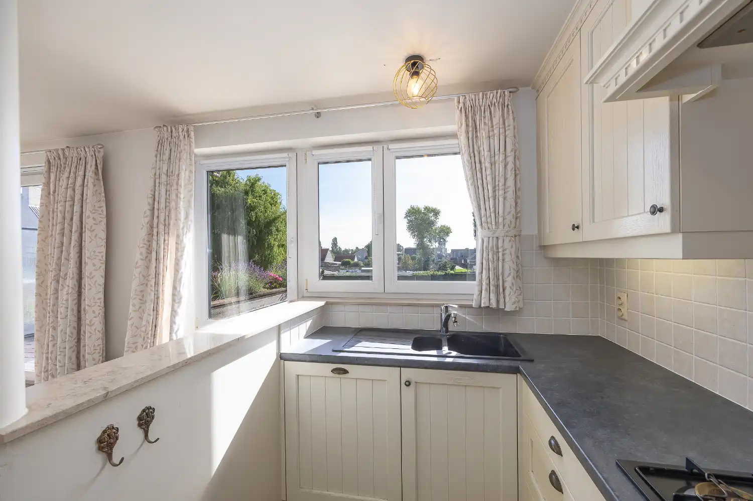 Appartement met twee slaapkamers en zonnig terras te koop in Middelkerke foto 13