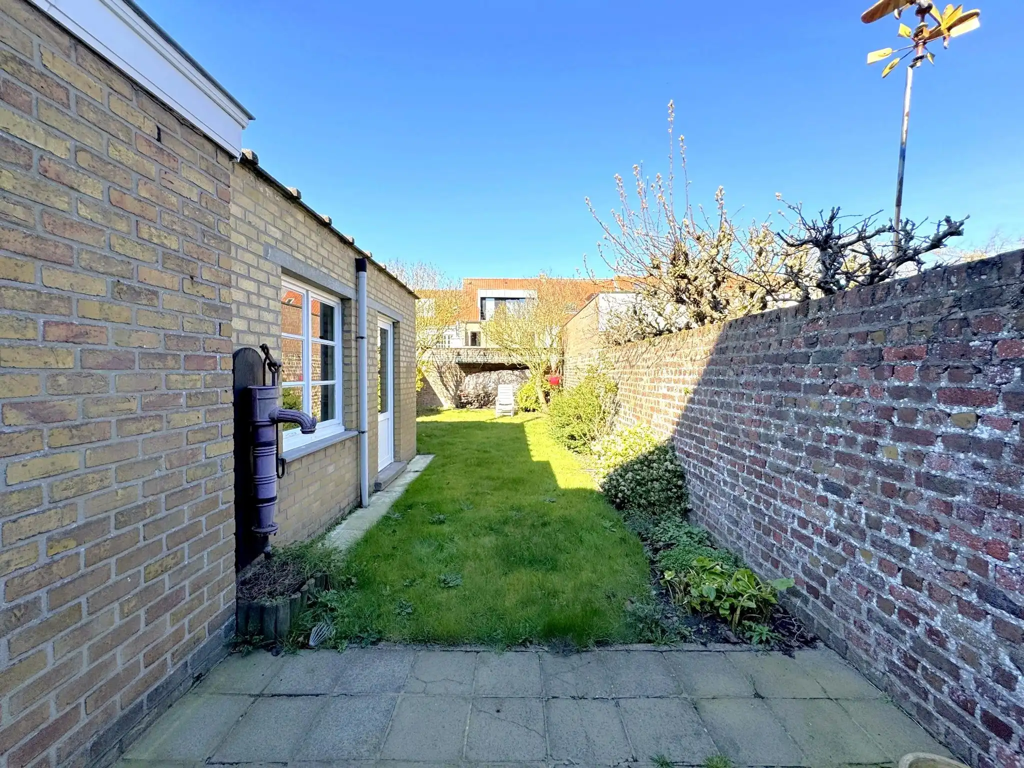 Woning met zonnige tuin en 4 slaapkamers in Oud-Knokke foto 15