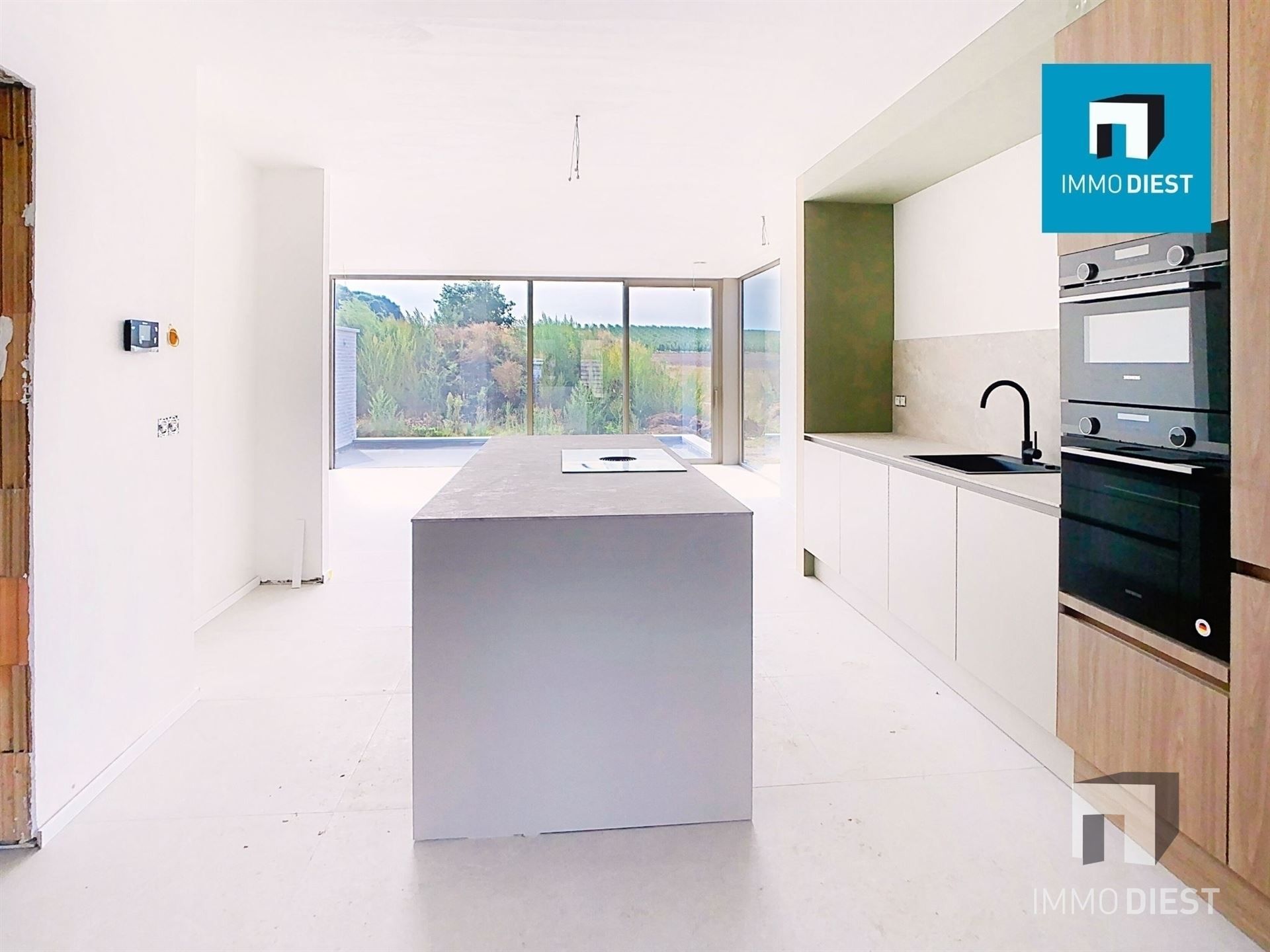 Moderne nieuwbouwwoning met knappe afwerking te Bekkevoort foto 10