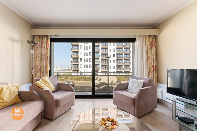 APPARTEMENT MET EEN SLAAPKAMER EN ZEEZICHT foto {{pictureIndex}}
