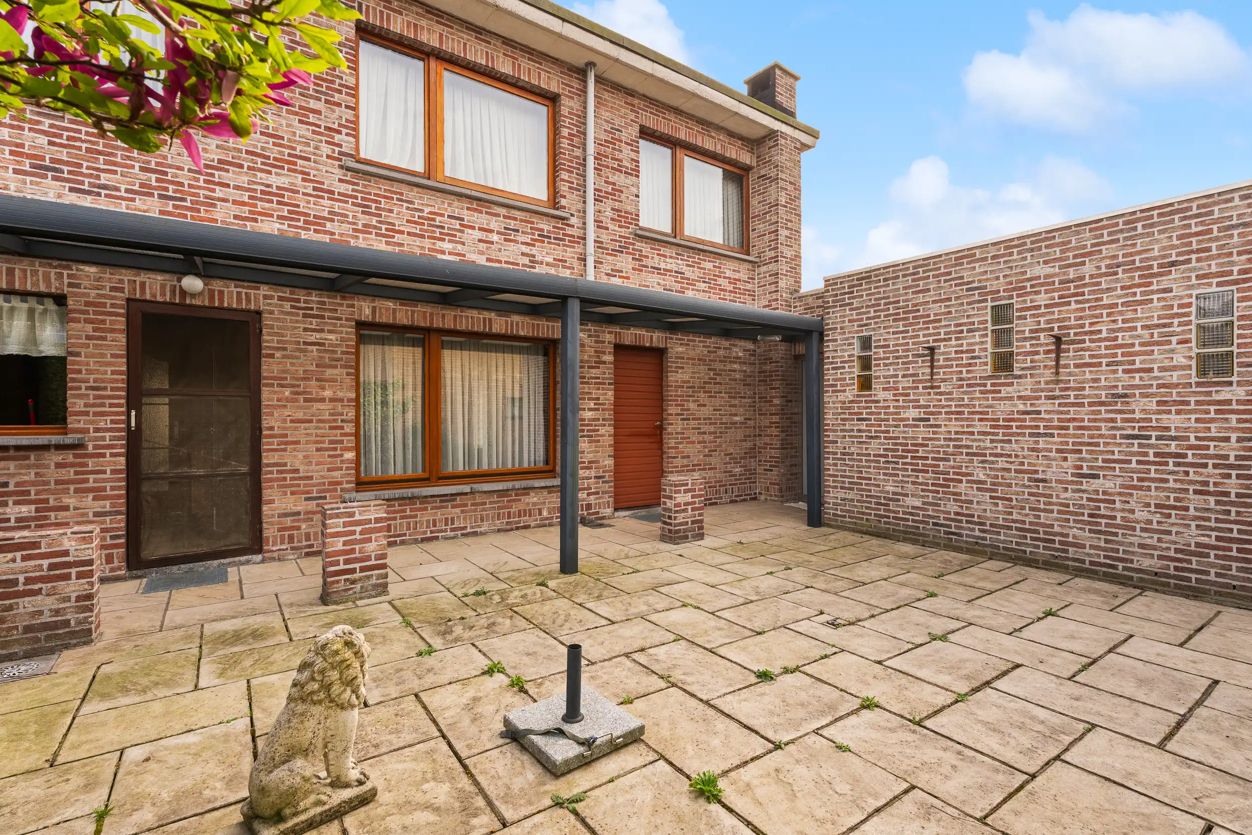 Ruime halfopen woning met 4 slaapkamers in centrum foto 13