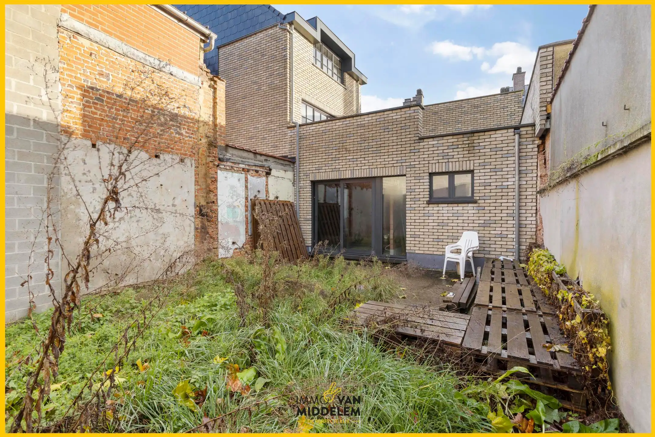 AF TE WERKEN NIEUWBOUWWONING MET COMMERCIELE GELIJKVLOERS foto 21