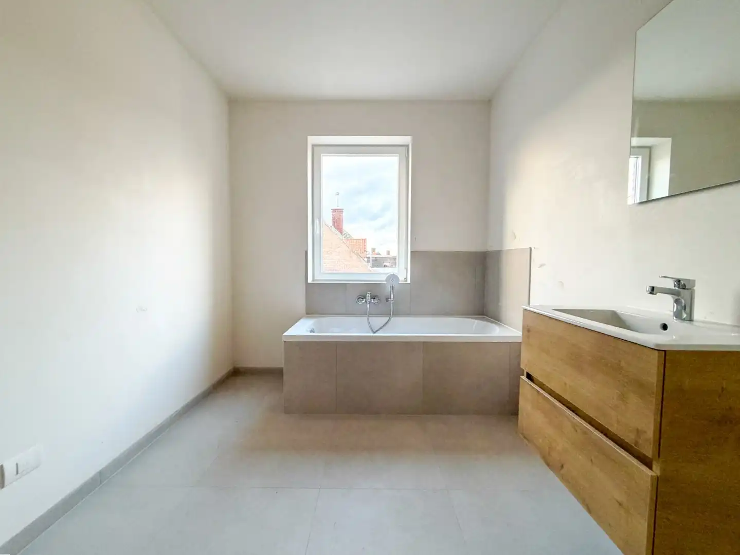 Rustig gelegen energiezuinige nieuwbouwwoning met 4 slpk, op ruim perceel, Torhout. foto 11